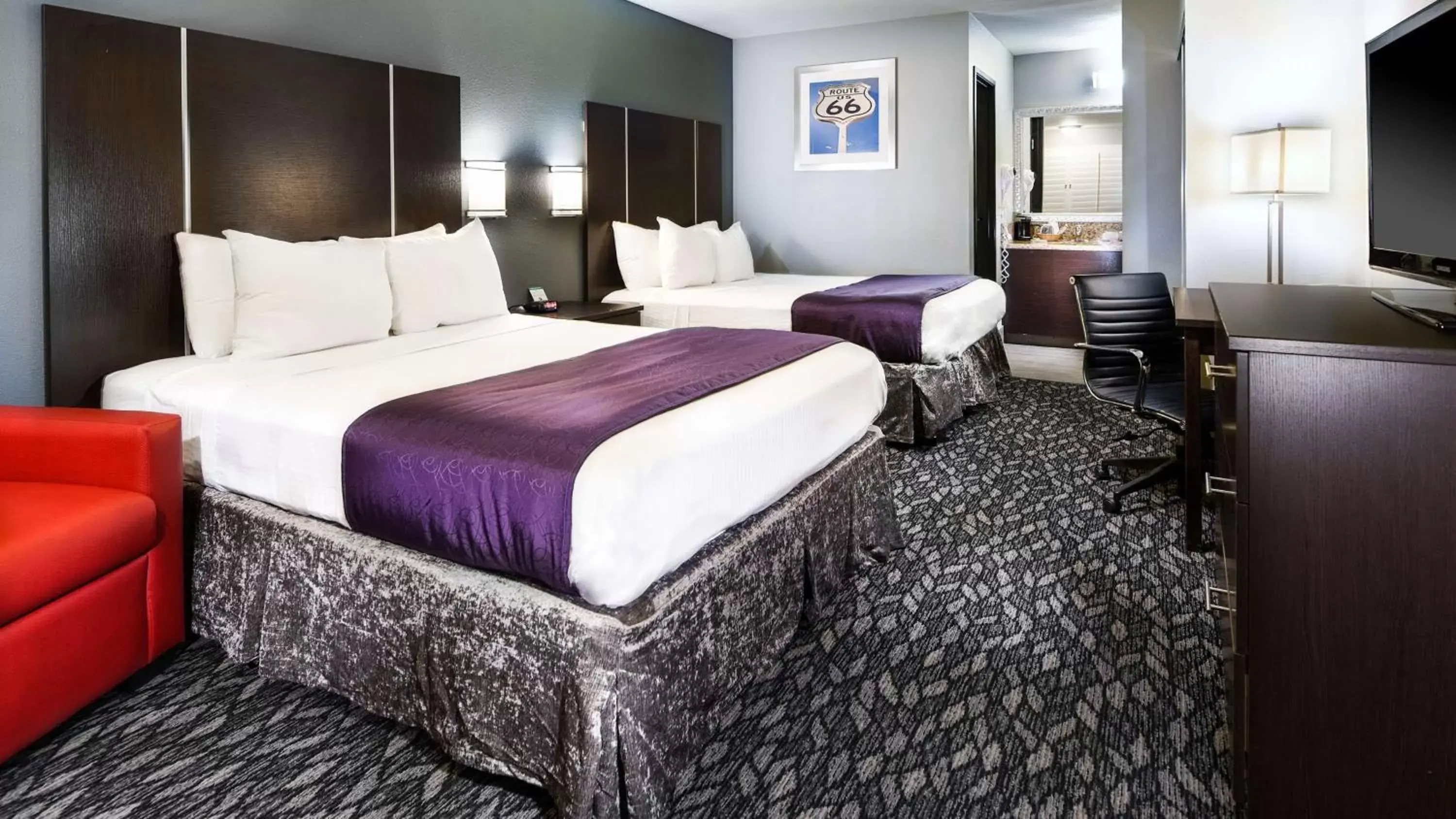 Photo of the whole room, Bed in Best Western Desert Villa Inn