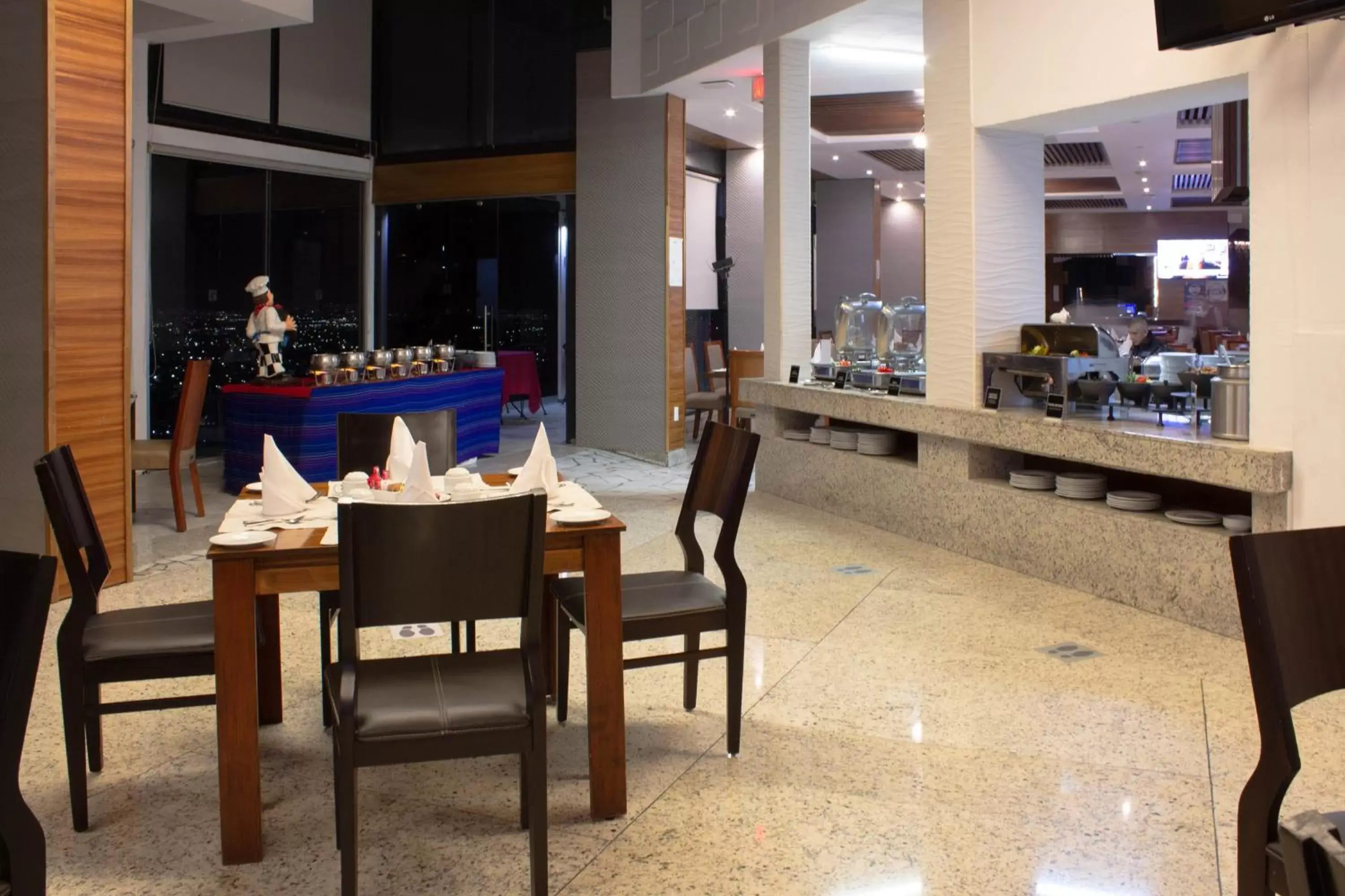 Breakfast, Restaurant/Places to Eat in Holiday Inn Queretaro Zona Diamante, an IHG Hotel