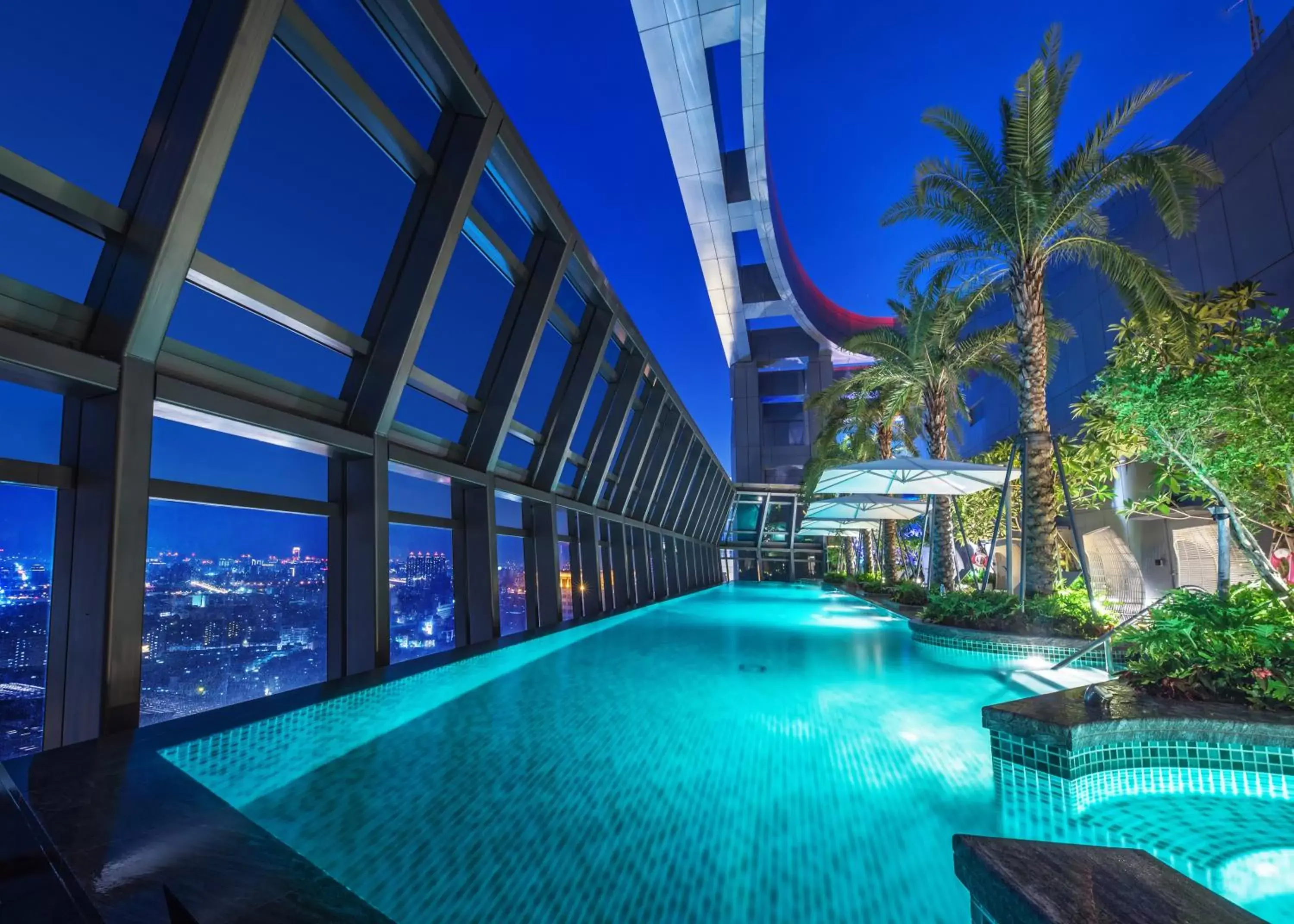 Pool view, Swimming Pool in Caesar Park Hotel Banqiao