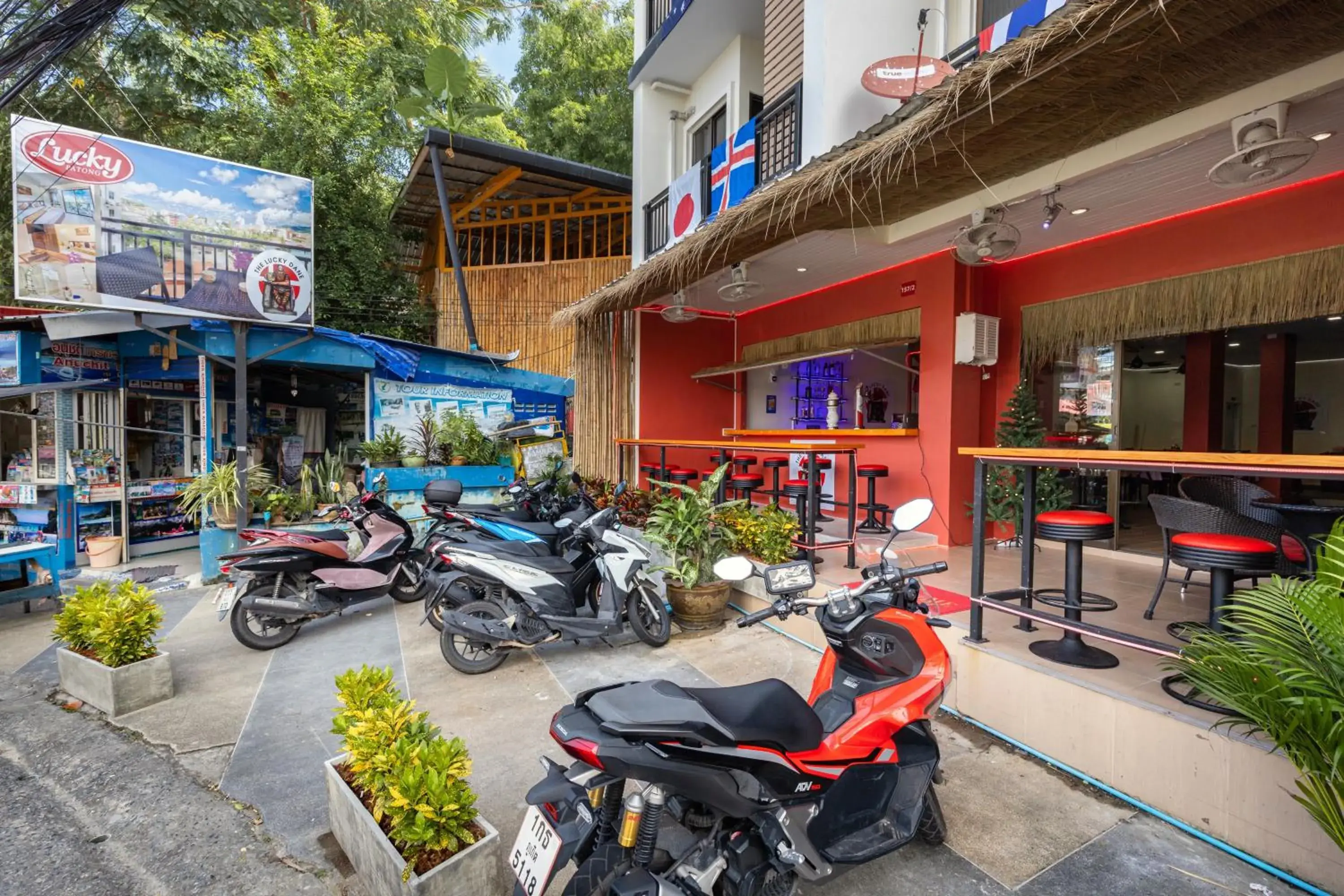 Facade/entrance in Lucky Patong Hotel