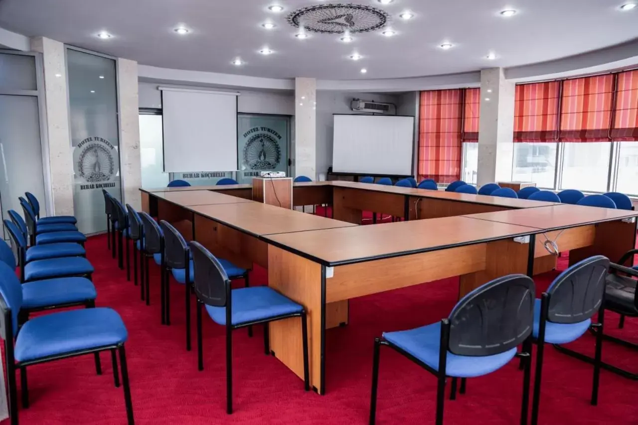 Business facilities in Hotel Kocibelli POOL & SPA