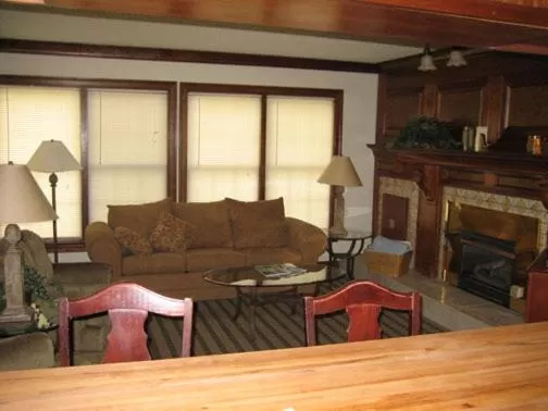 Two-Bedroom Apartment (6 Adults) in Sunburst Condominiums