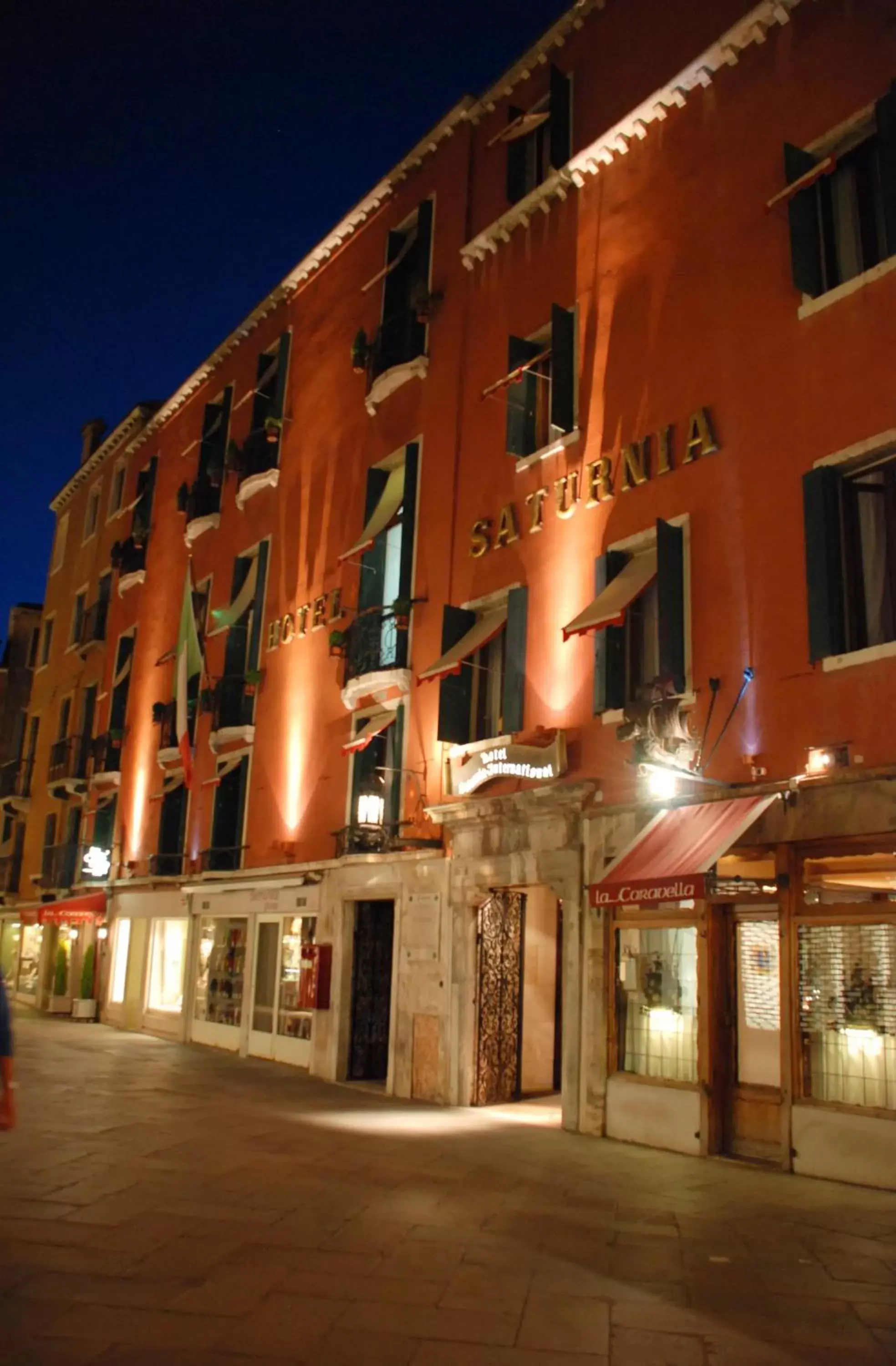 Facade/entrance in Hotel Saturnia & International Facade/entrance in Hotel Saturnia & International