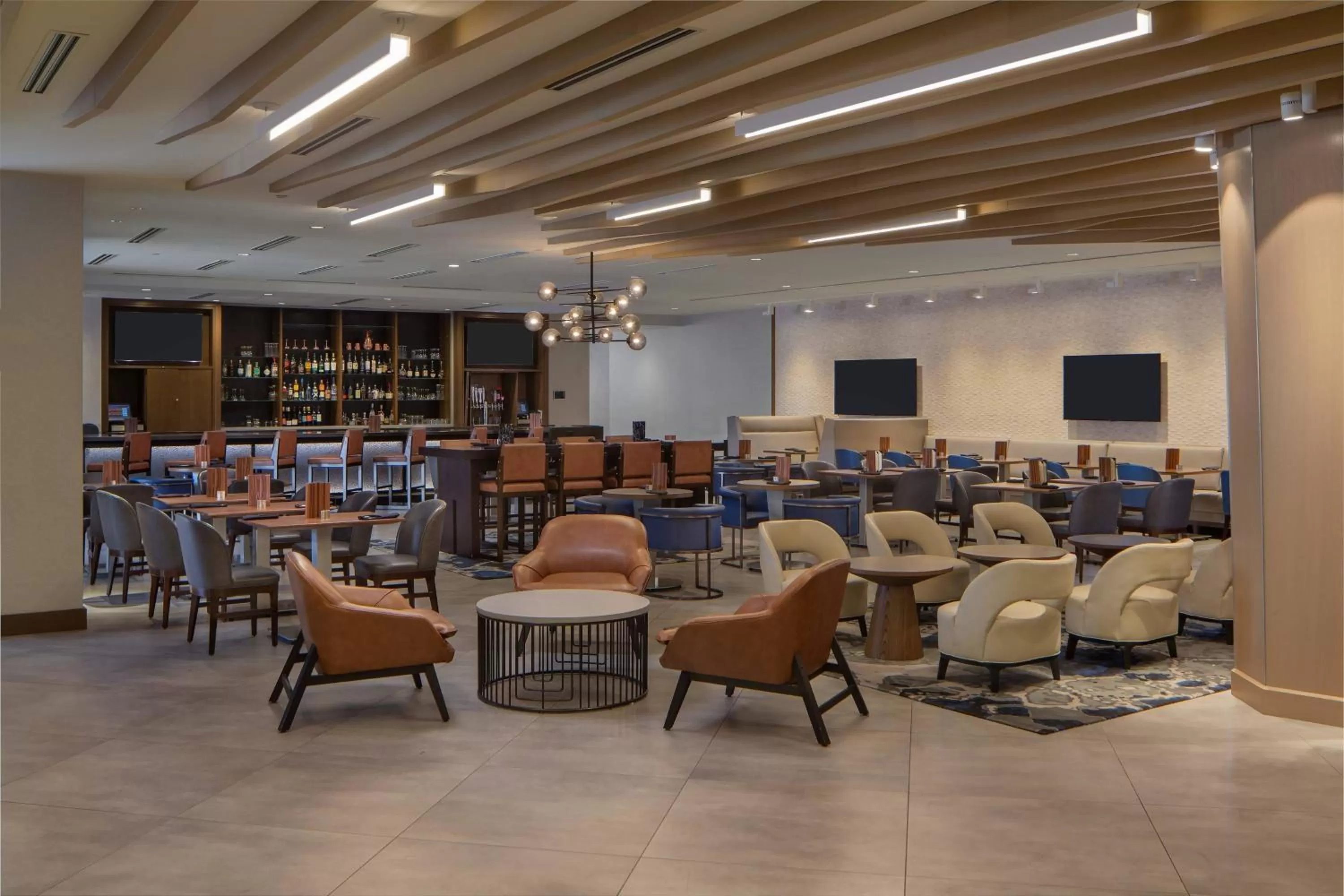 Restaurant/places to eat in Atlanta Marriott Perimeter Center