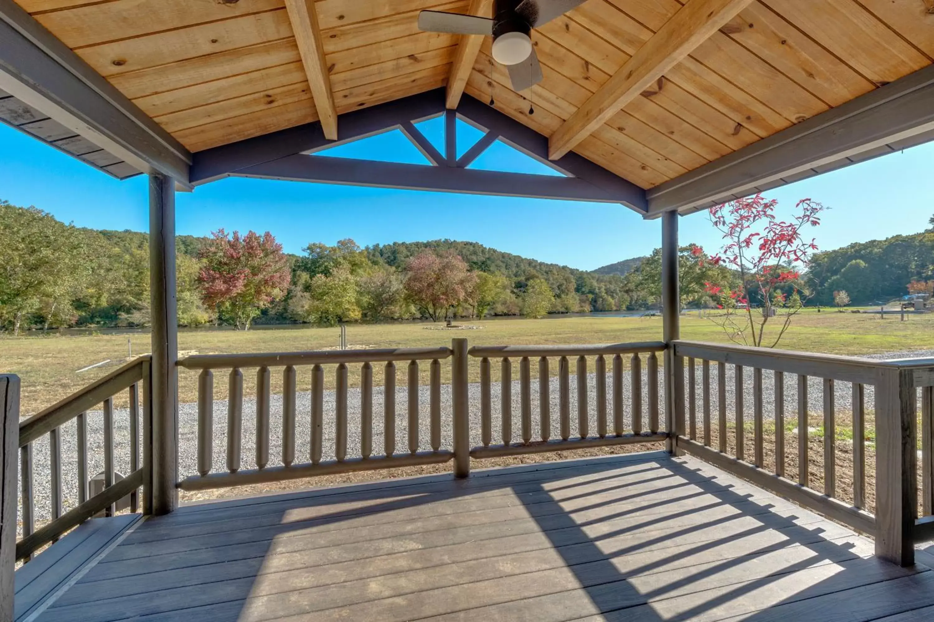 Balcony/Terrace in Asheville River Cabins