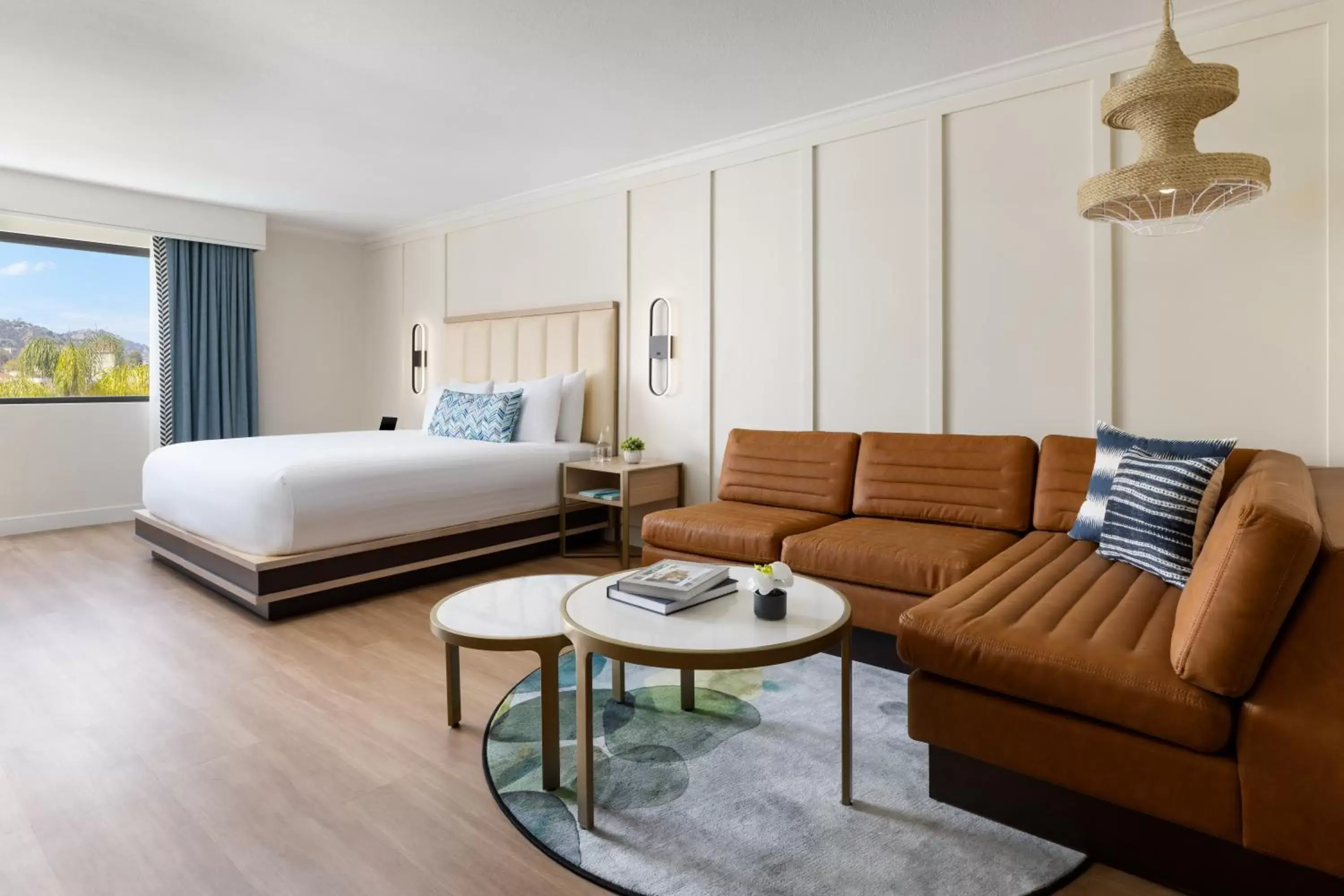 Bedroom, Seating Area in The Anza-a Calabasas Hotel