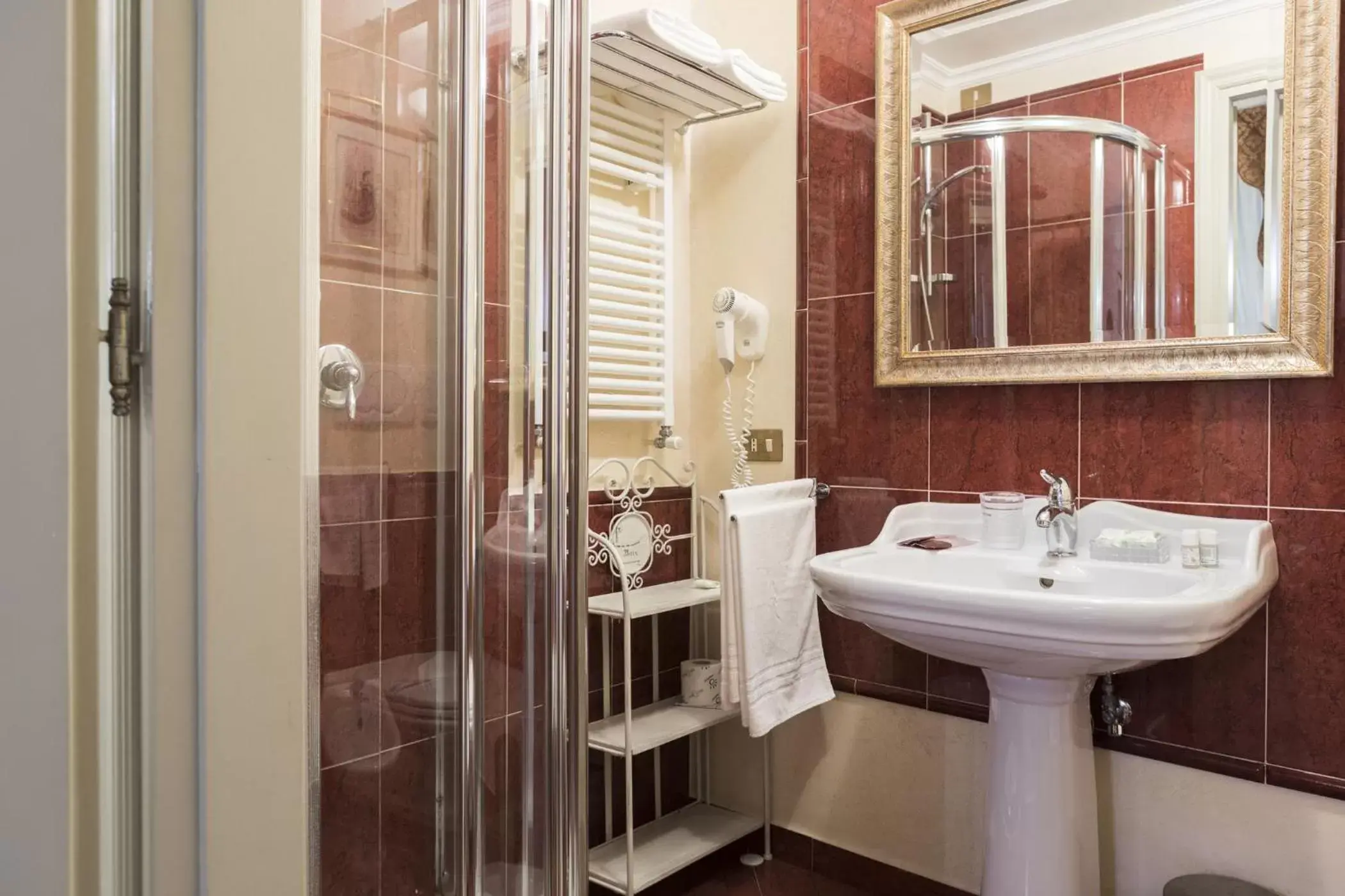 Bathroom in La Maison Dell'Orologio