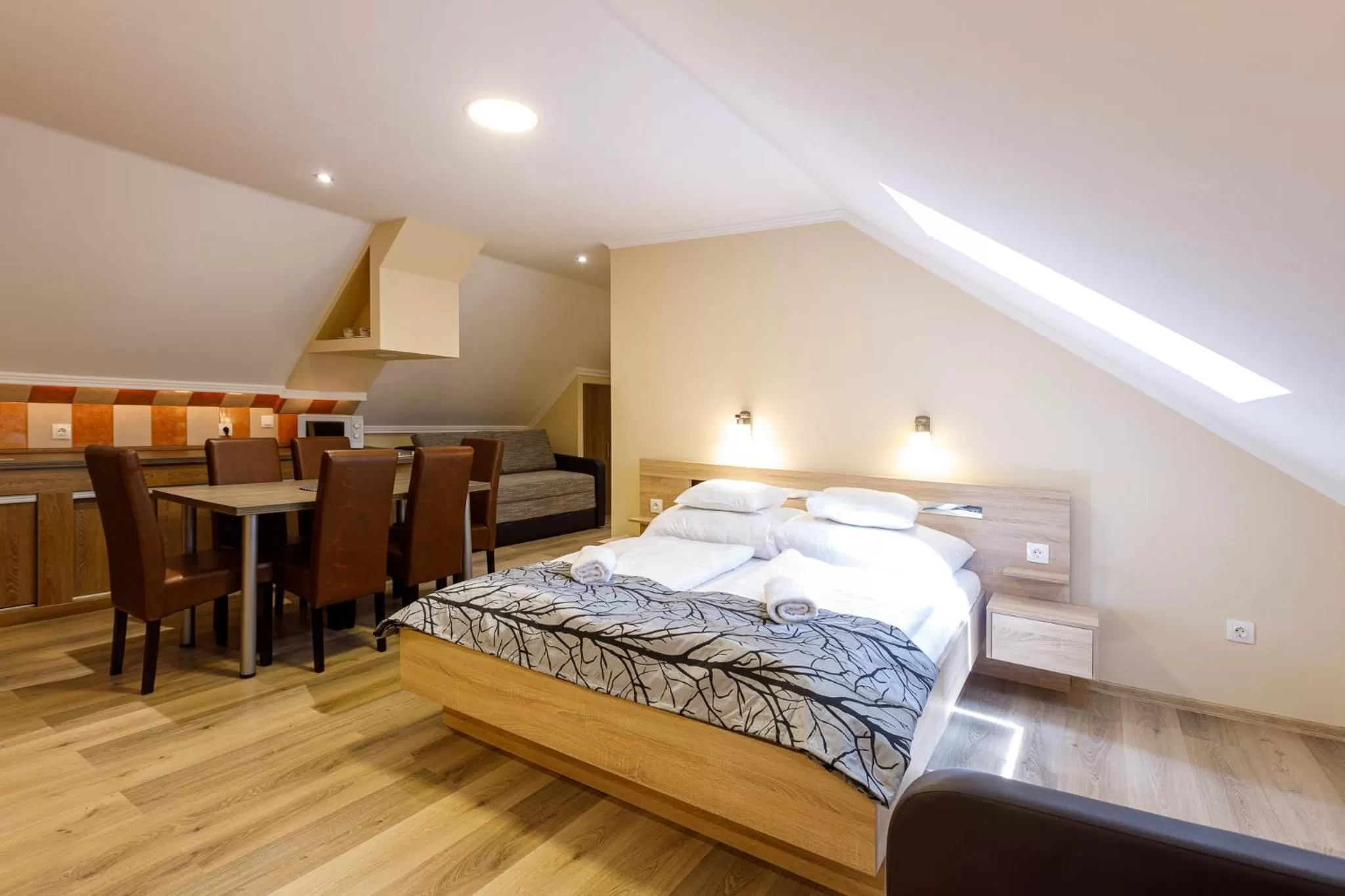 Bed in Central Panzió Gyula