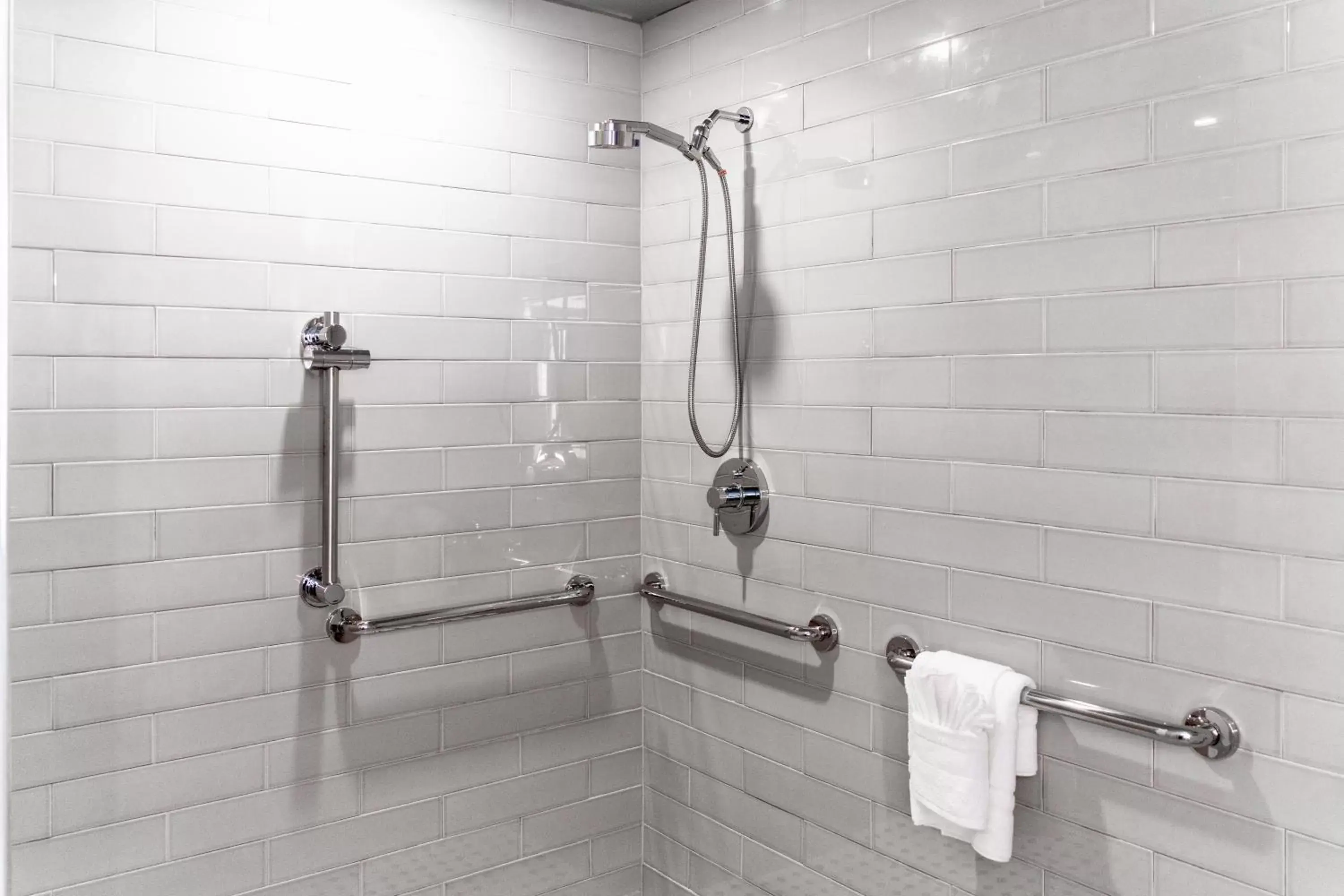 Shower, Bathroom in Chesapeake Beach Resort