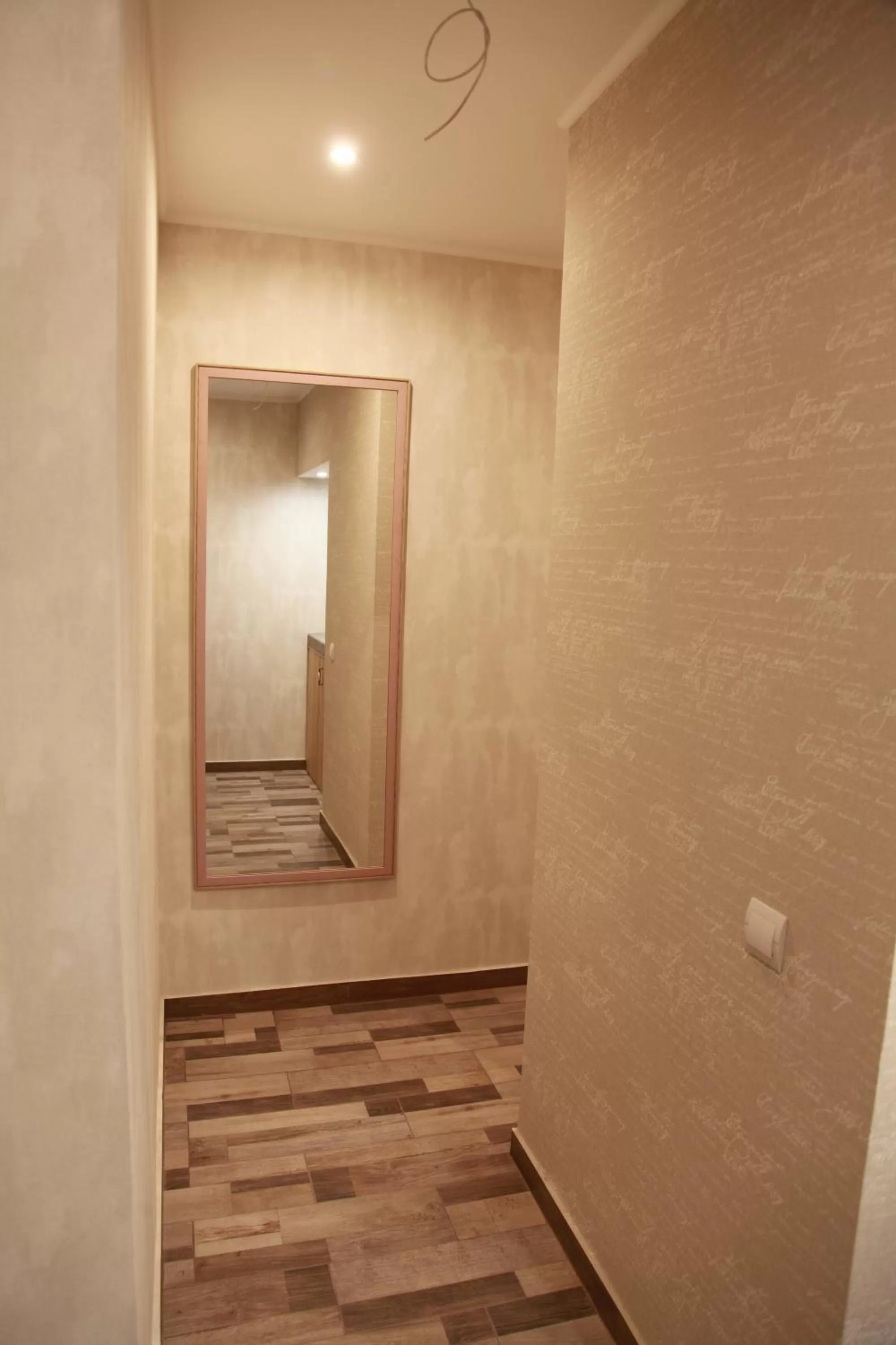 WINE & ROSE BOUTIQUE HOTEL