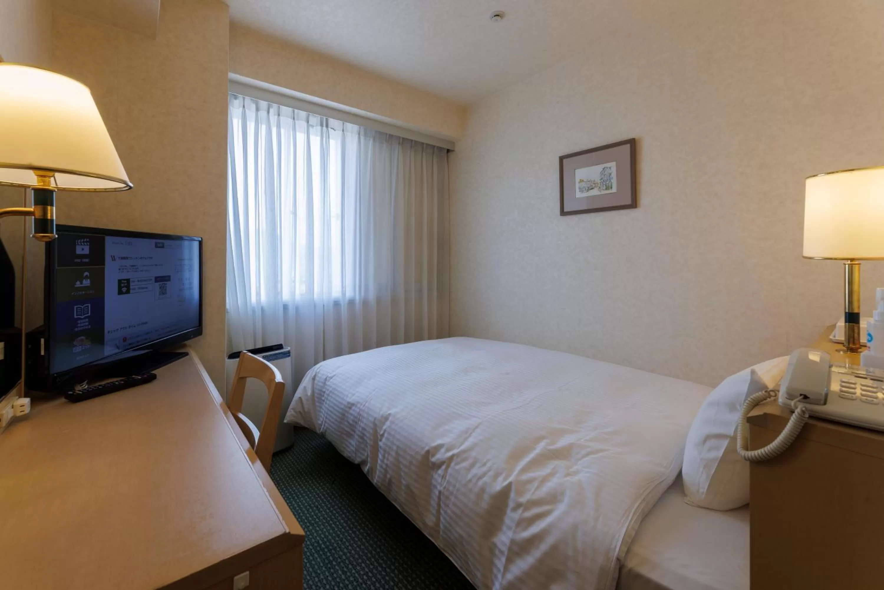 Photo of the whole room, Bed in Shimonoseki Station West Washington Hotel Plaza