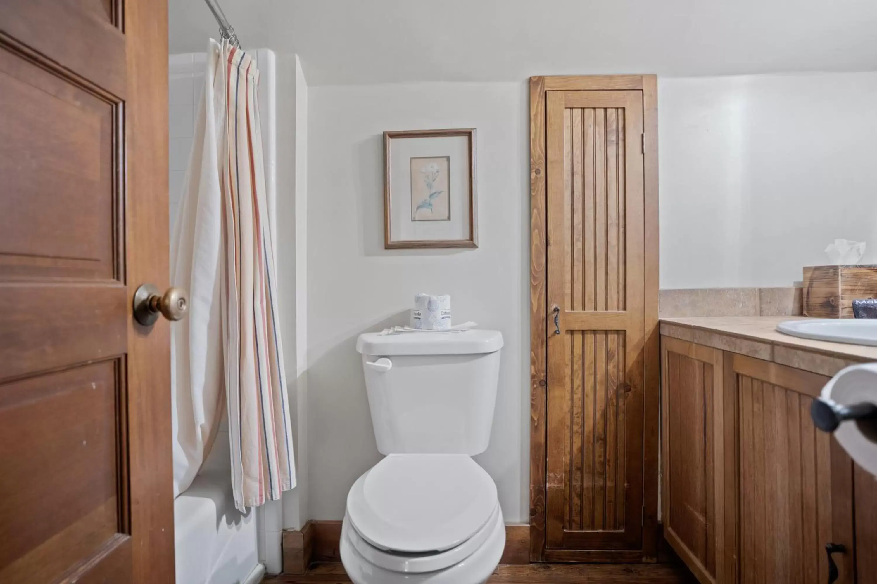 Bathroom in Weasku Inn