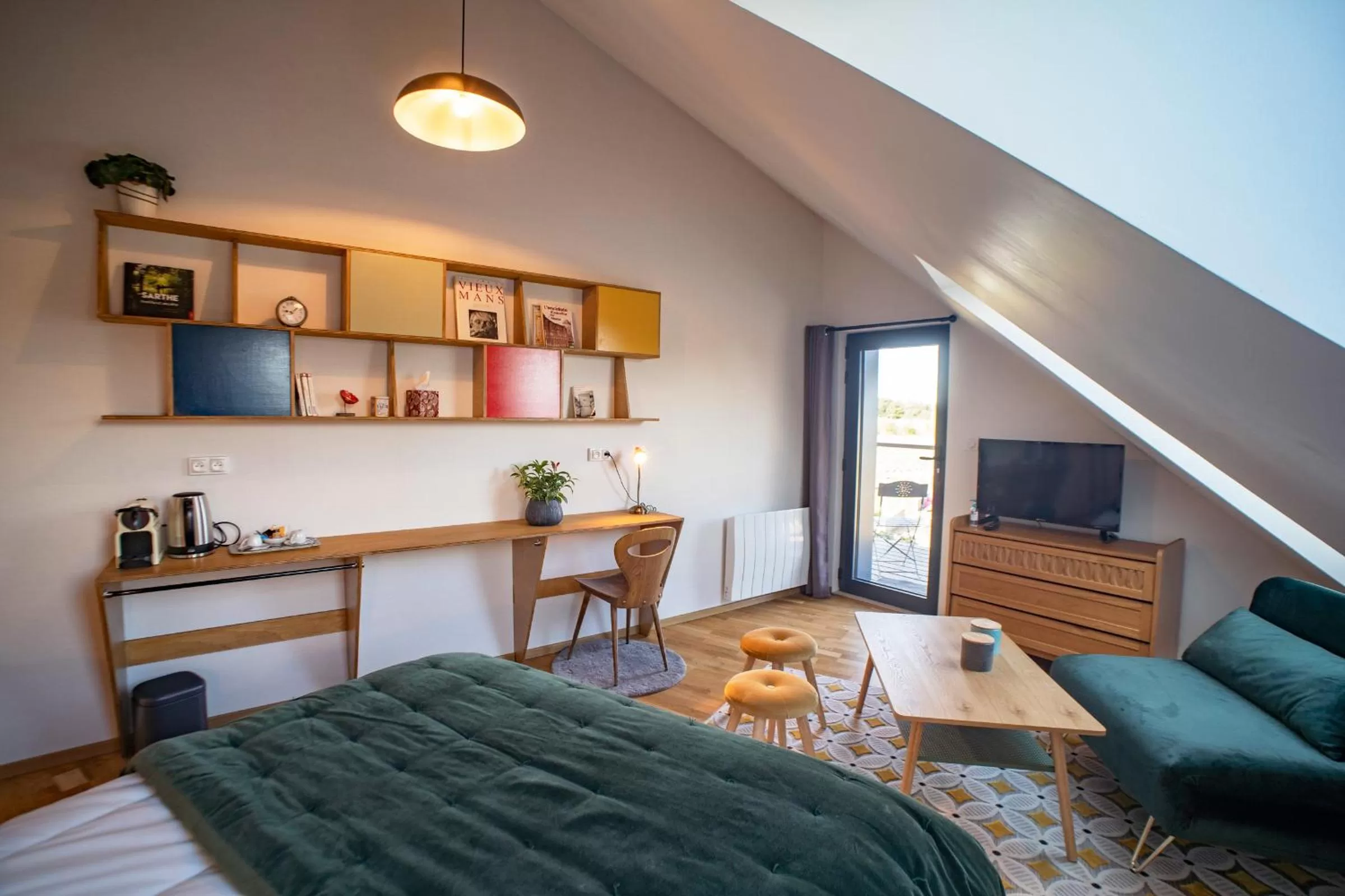 TV and multimedia in Le jardin des 4 saisons