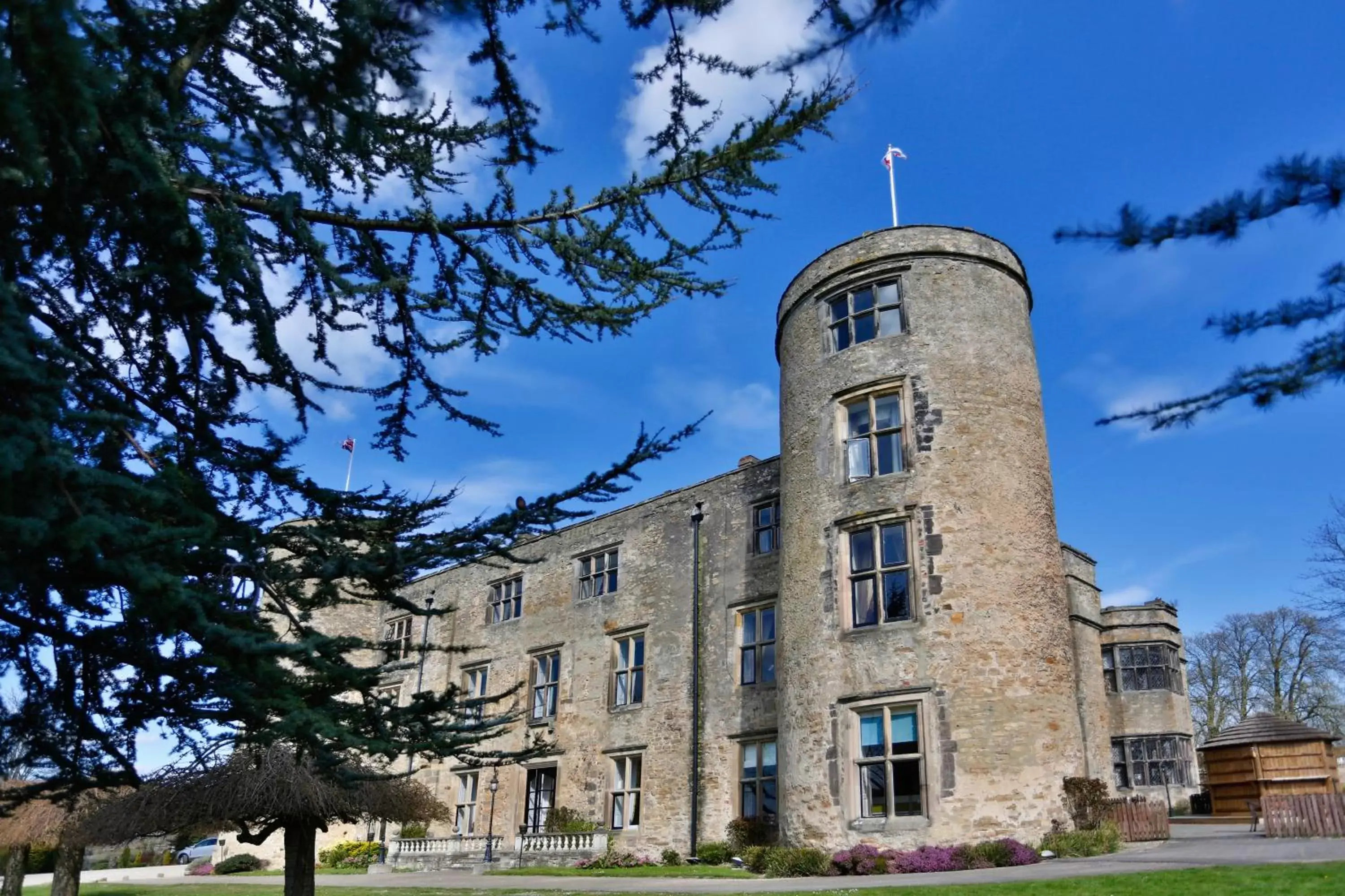 Property Building in Best Western Walworth Castle Hotel