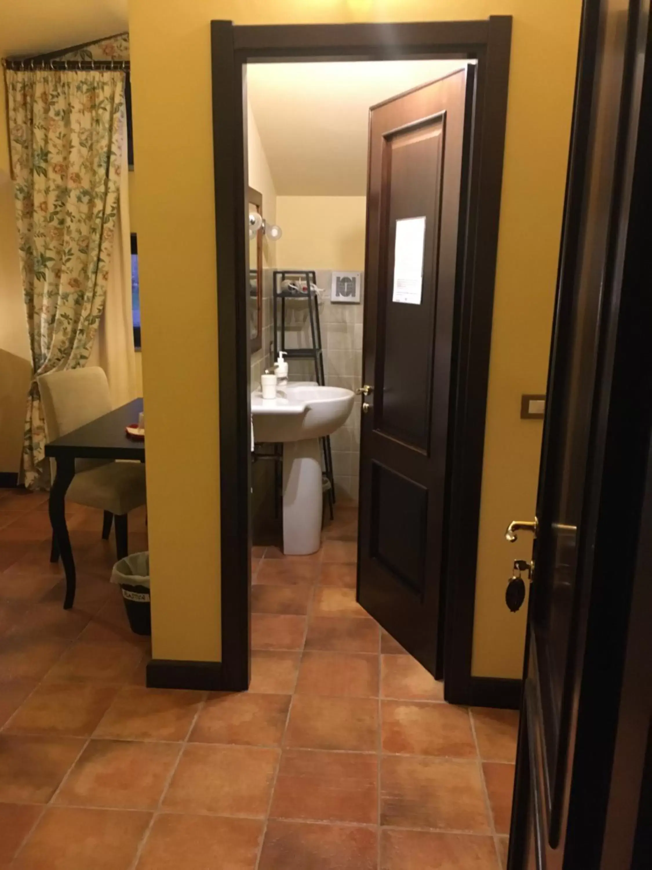 Photo of the whole room, Bathroom in B&B MontAlbano