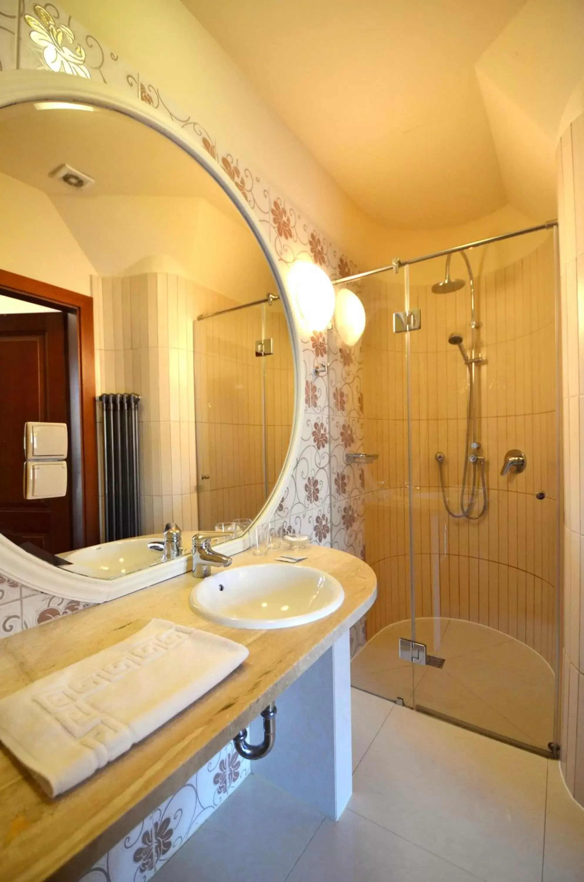 Double or Twin Room in Pensjonat Nad Rzeką Double or Twin Room in Pensjonat Nad Rzeką