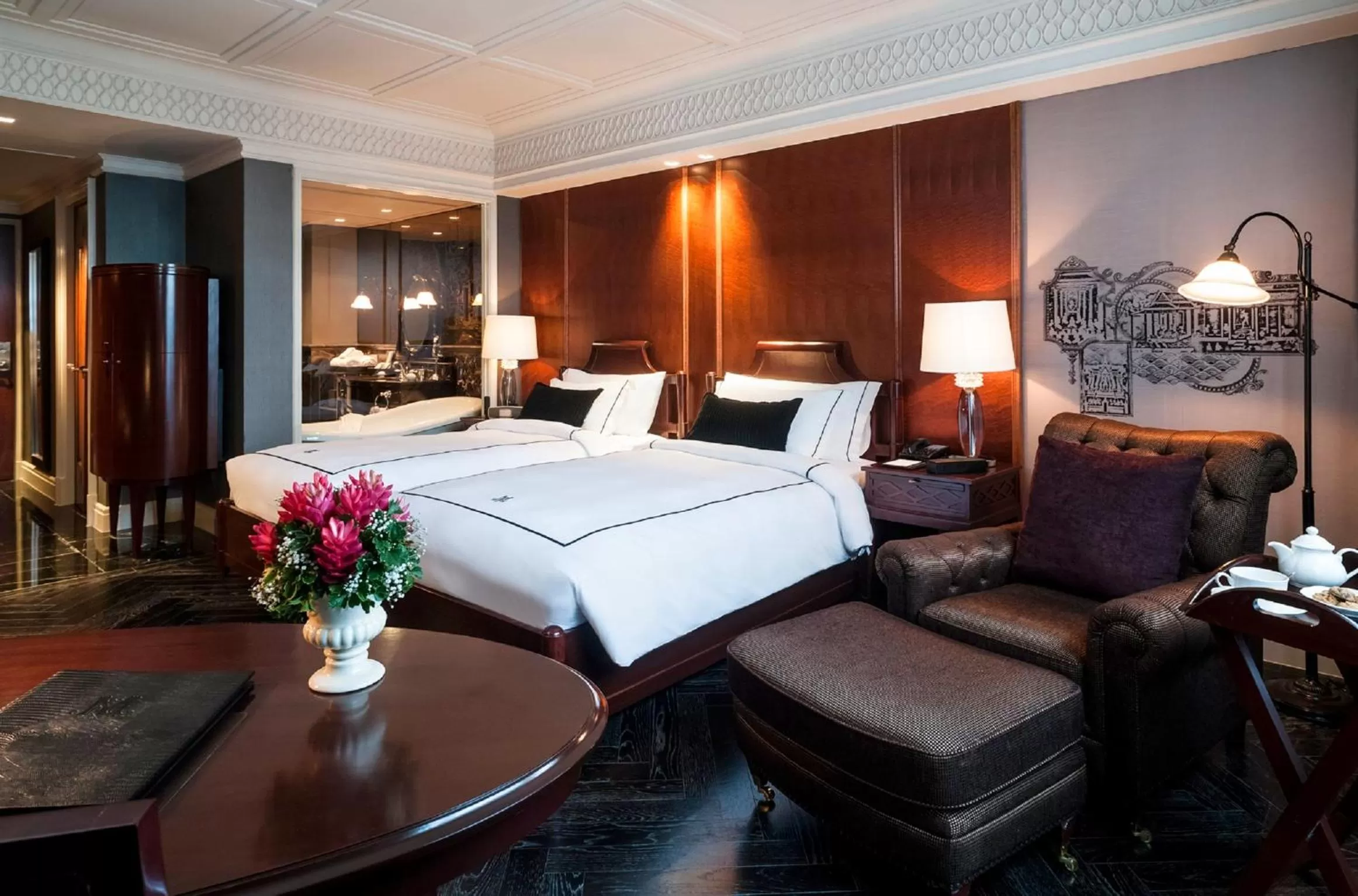 Photo of the whole room in Hotel Muse Bangkok Langsuan - MGallery