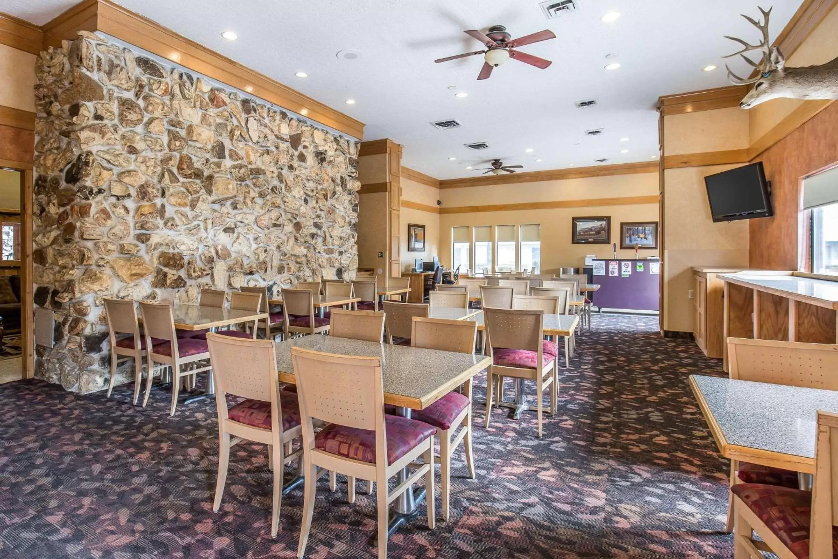 Restaurant/Places to Eat in Quality Inn Rock Springs