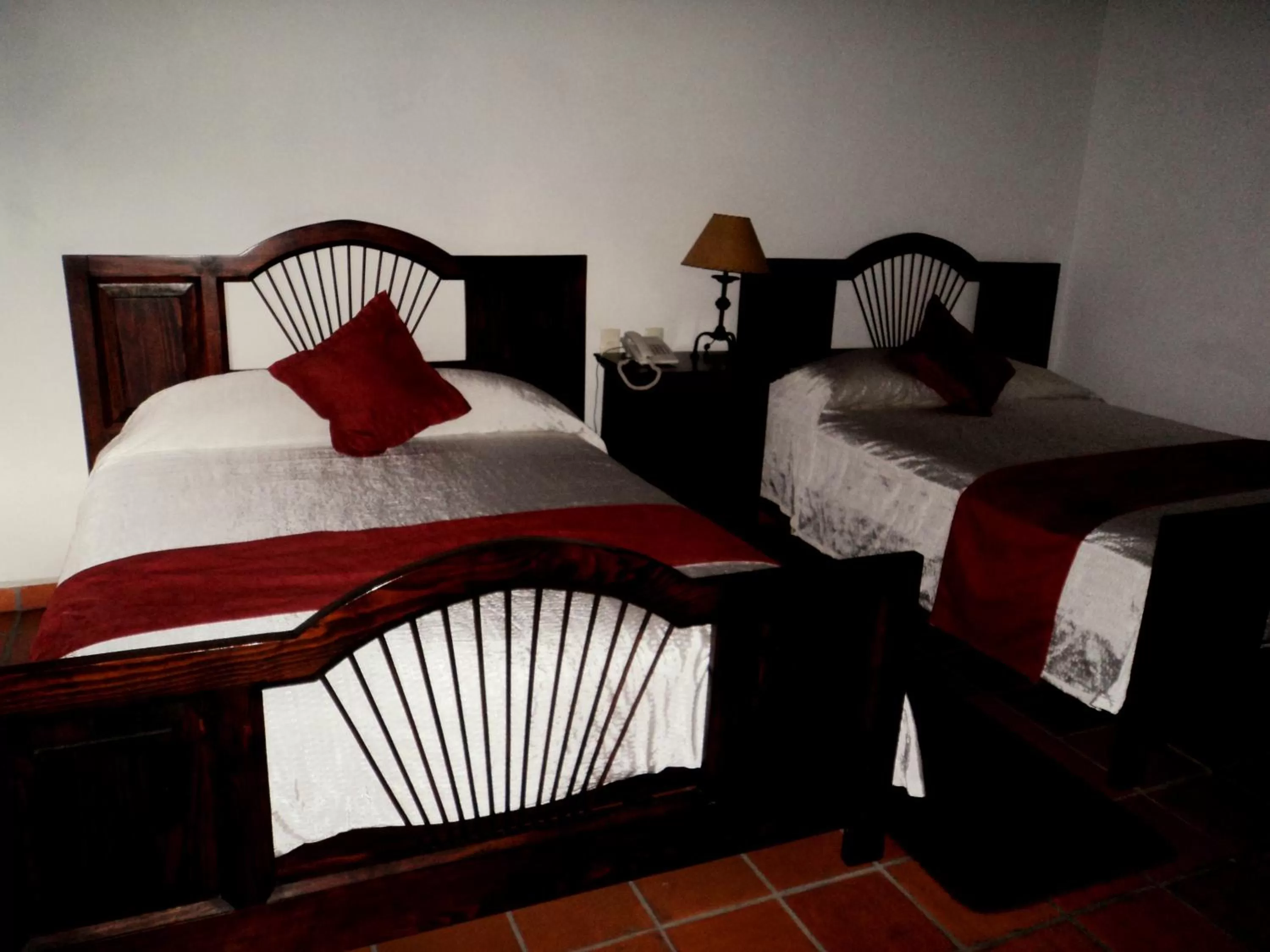 Shower, Bed in Hotel Boutique Casabella