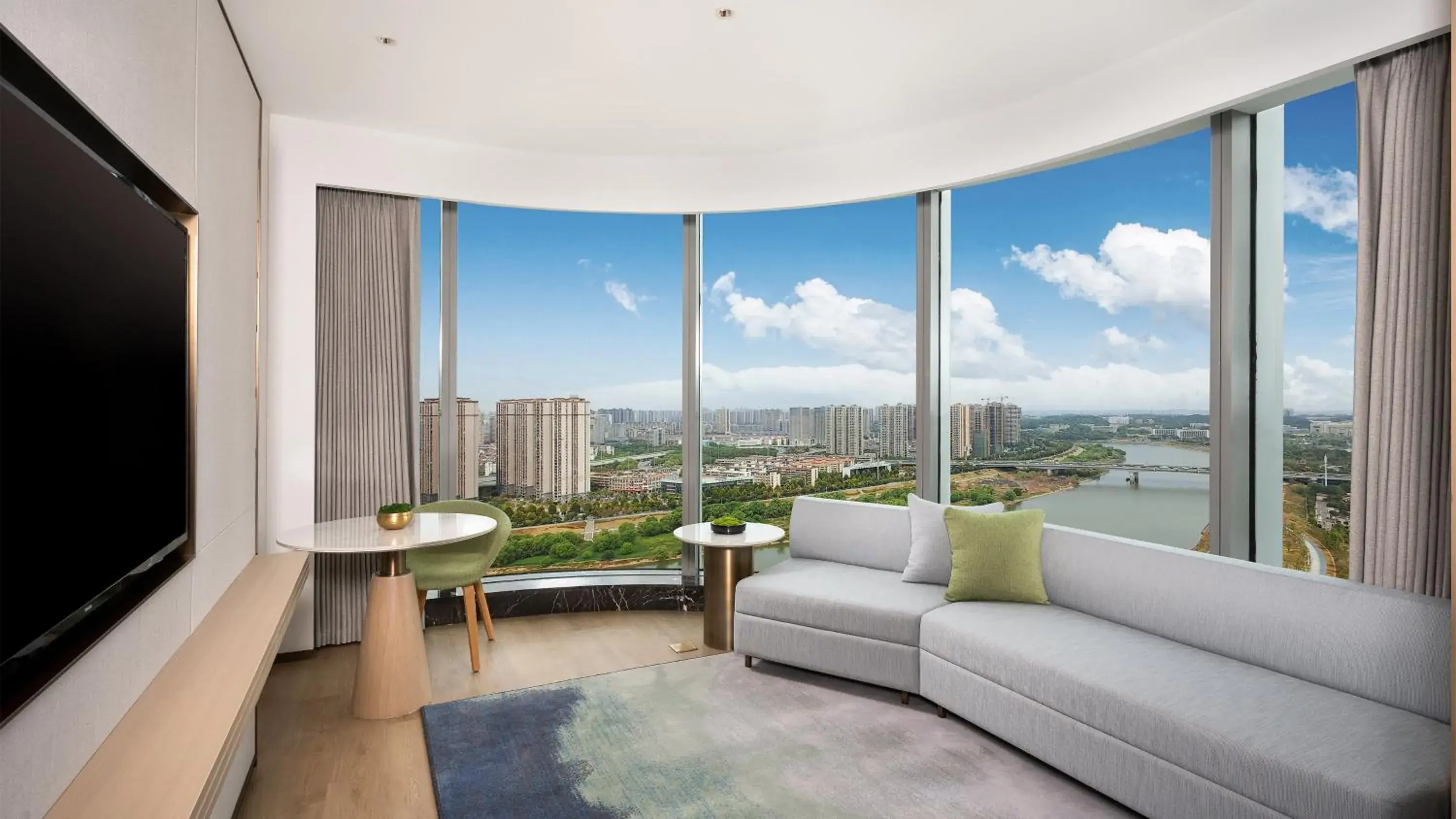 Photo of the whole room, Seating Area in Holiday Inn Changsha Malanshan, an IHG Hotel