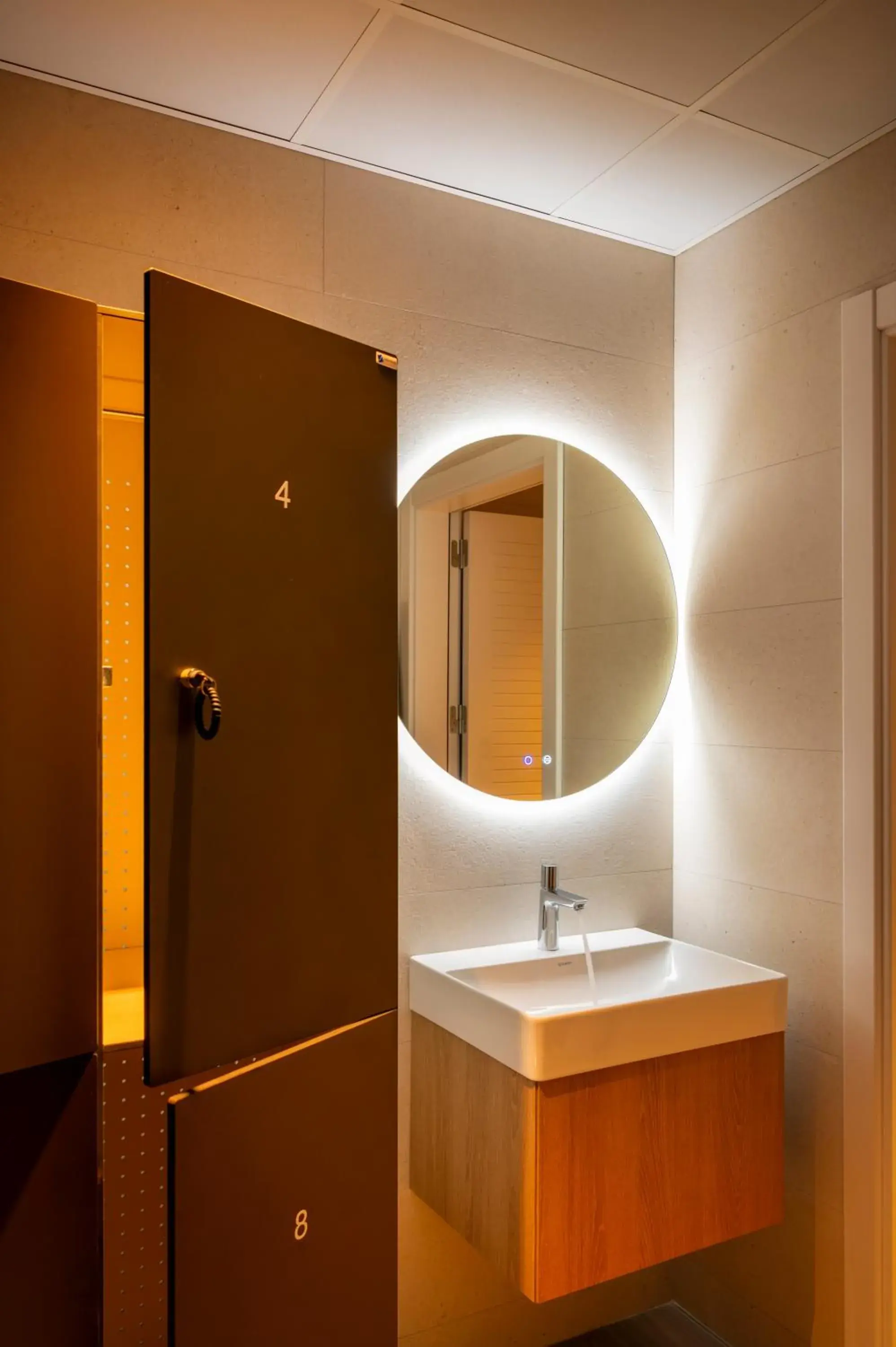 Bathroom in Aparthotel Costa Encantada
