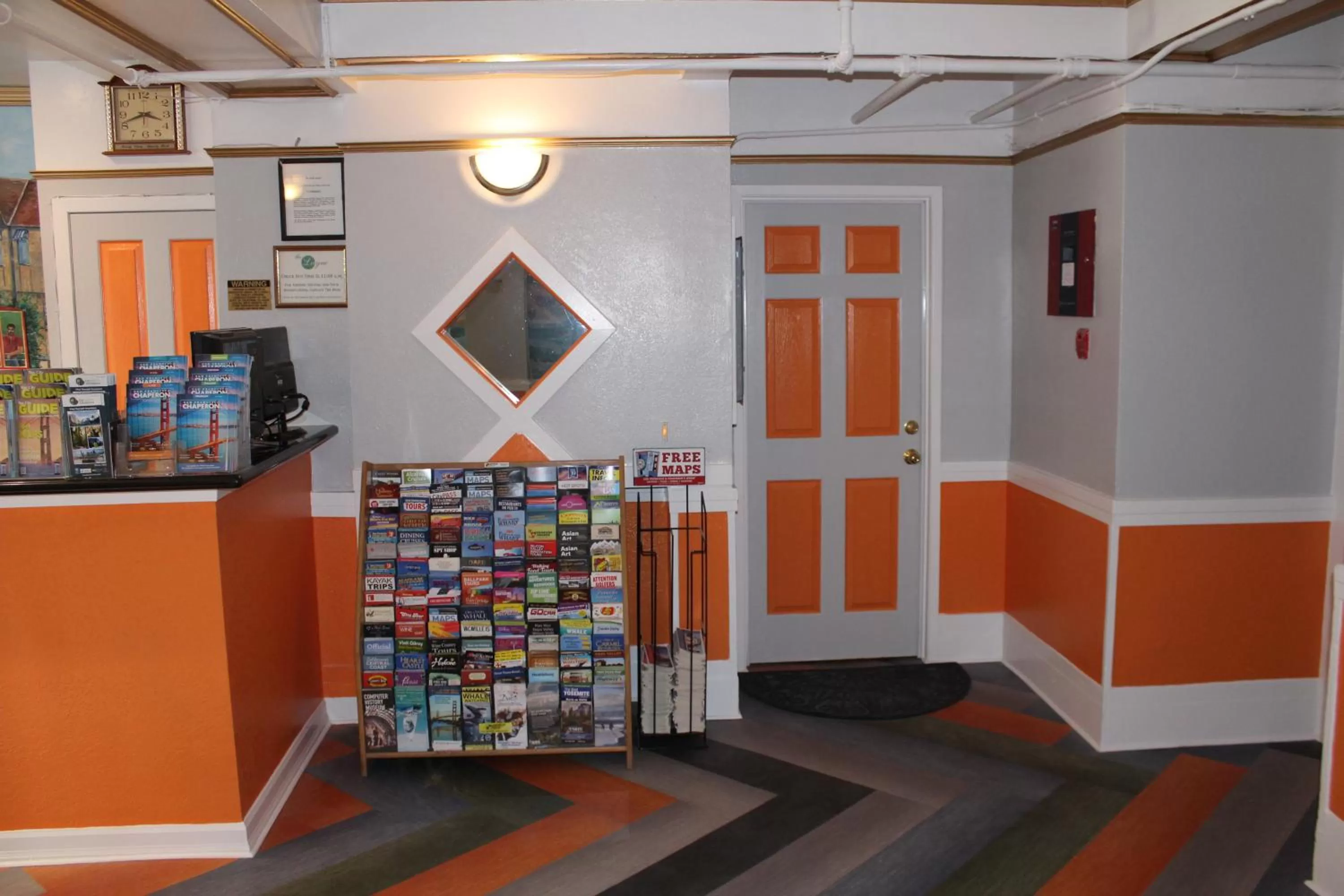 Lobby or reception in Layne Hotel