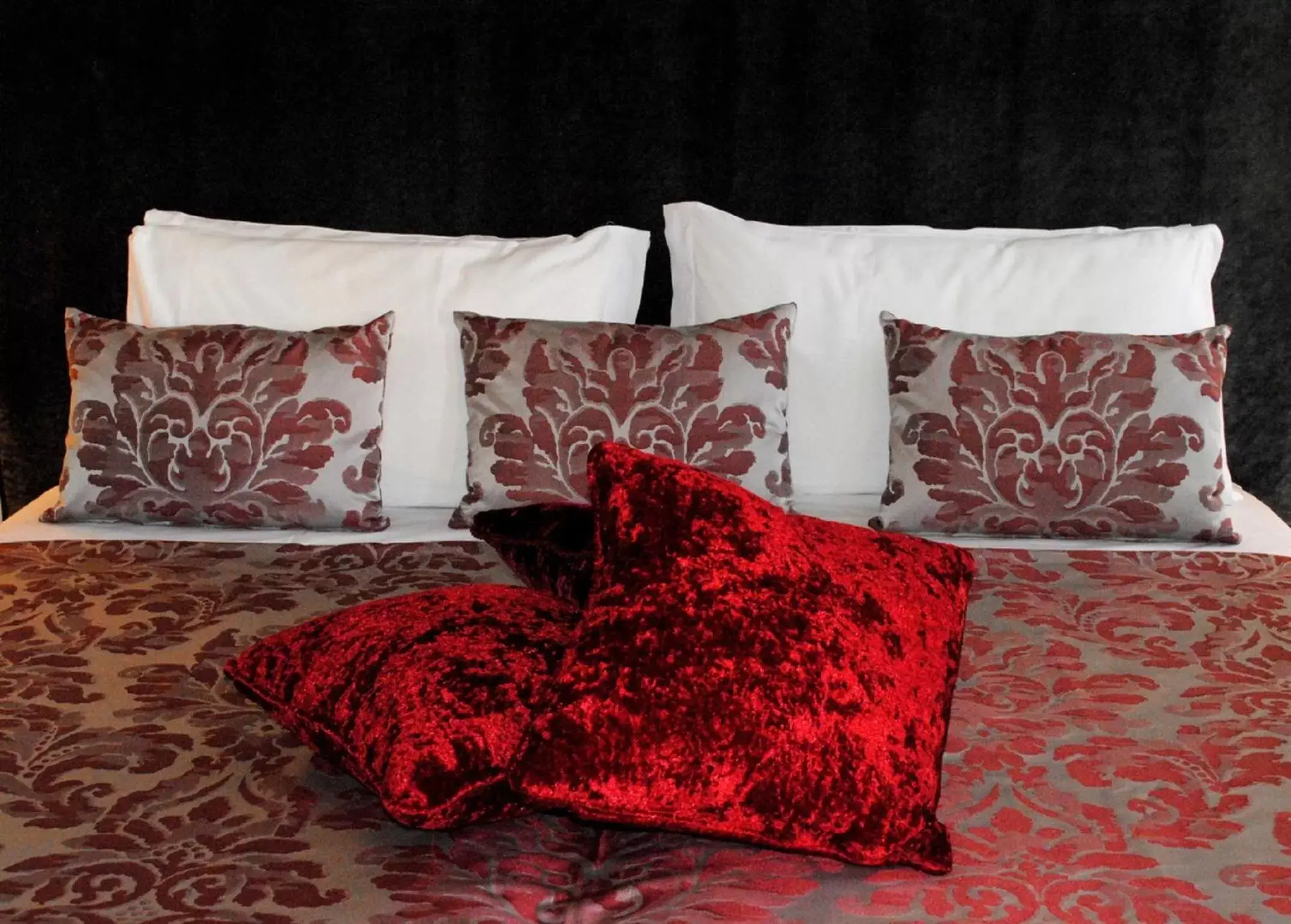 Bed in Palazzo del Giglio Bed in Palazzo del Giglio