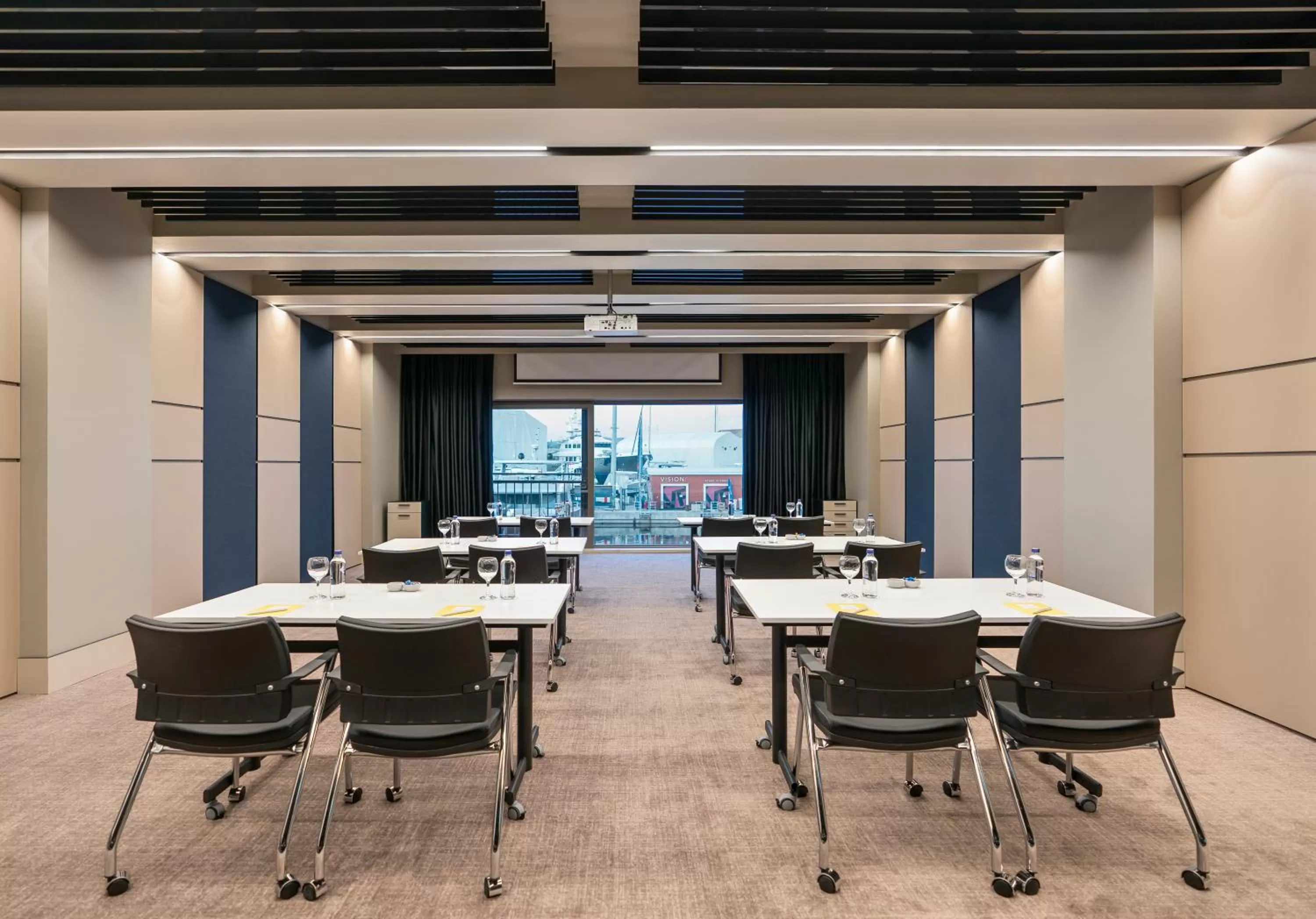 Meeting/conference room in Crowne Plaza - Istanbul Tuzla Viaport Marina by IHG