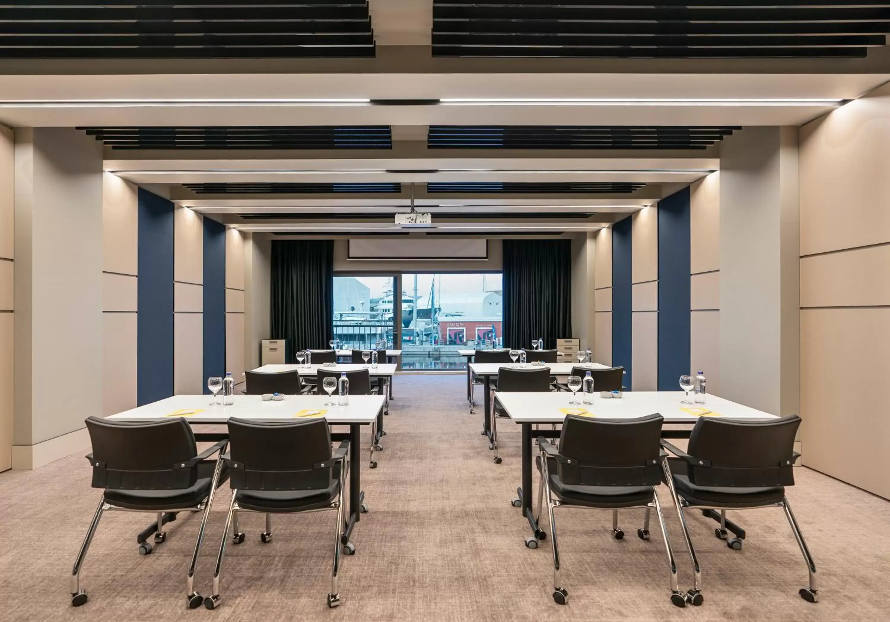 Meeting/conference room in Crowne Plaza - Istanbul Tuzla Viaport Marina, an IHG Hotel