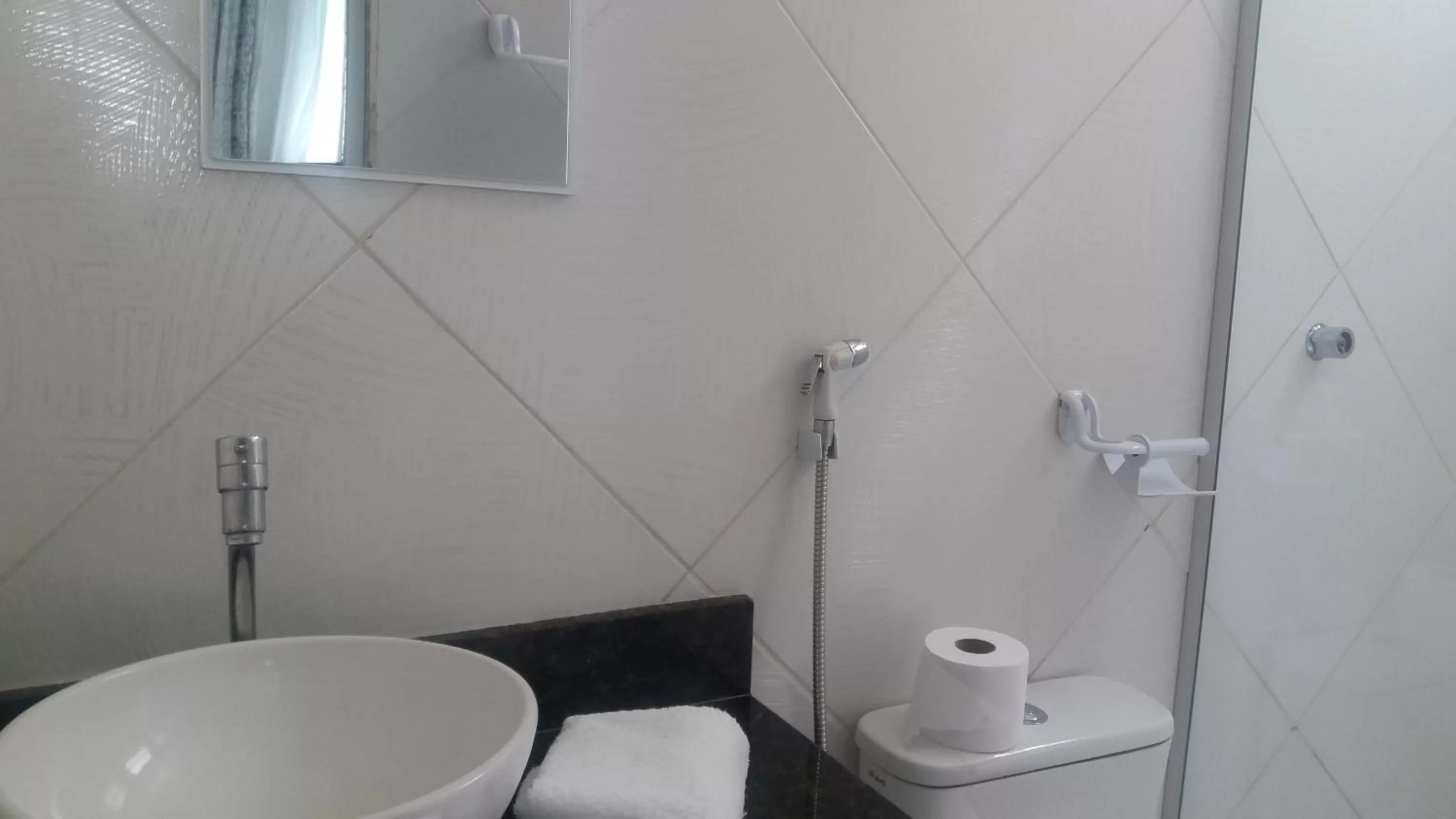 Bathroom in Pousada Corais da Barra