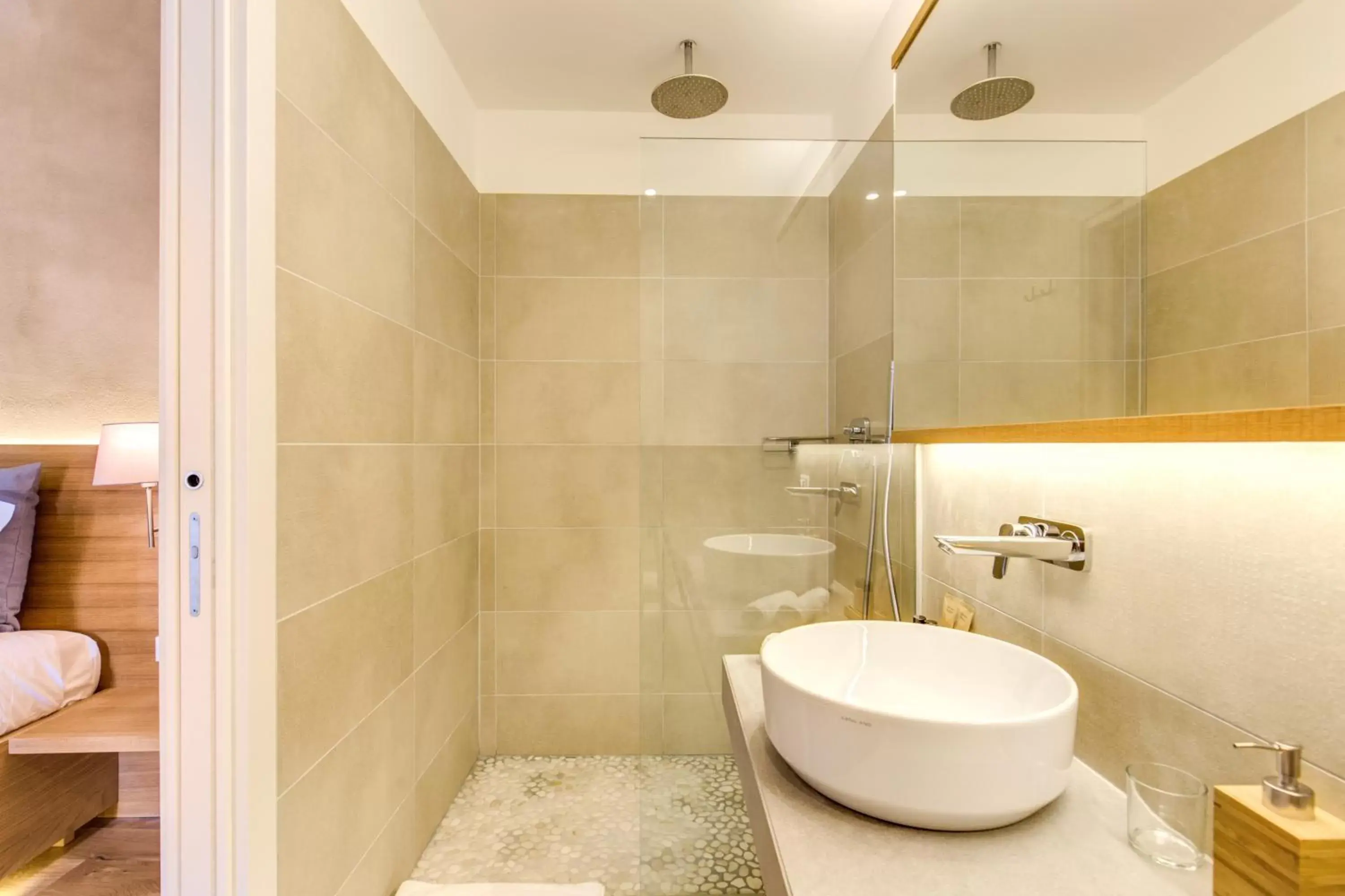 Shower, Bathroom in The Spanish Suite Campo de' Fiori