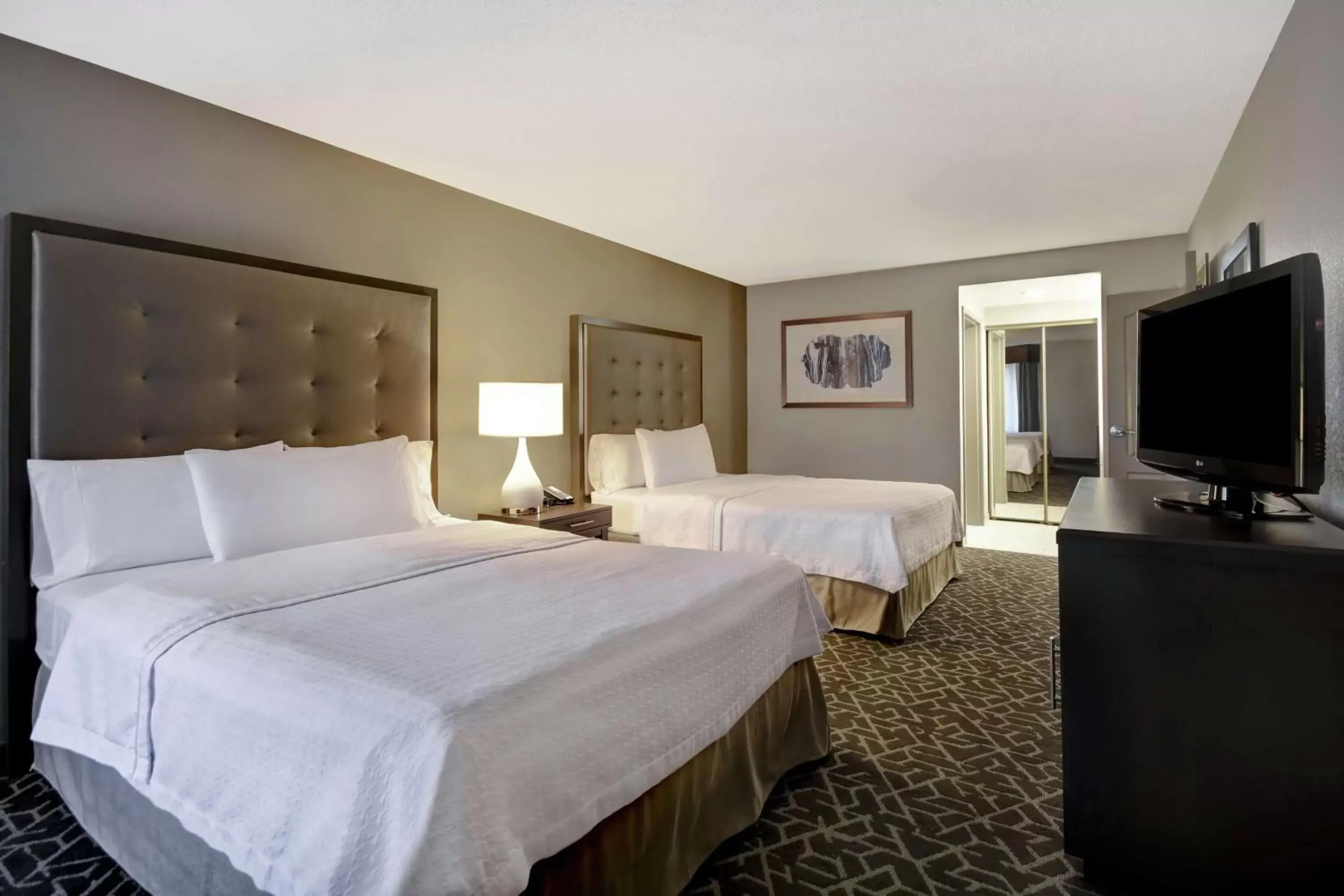 Bedroom, Bed in Homewood Suites by Hilton Edgewater-NYC Area