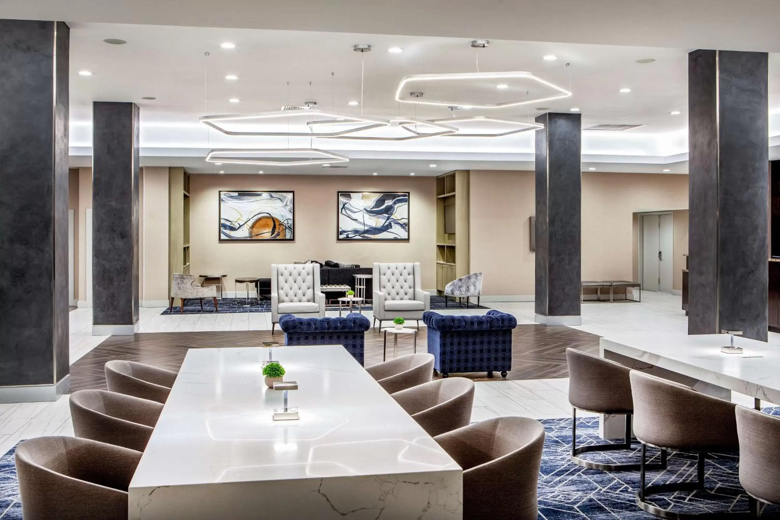 Lobby or reception, Restaurant/Places to Eat in DoubleTree by Hilton Washington DC North/Gaithersburg