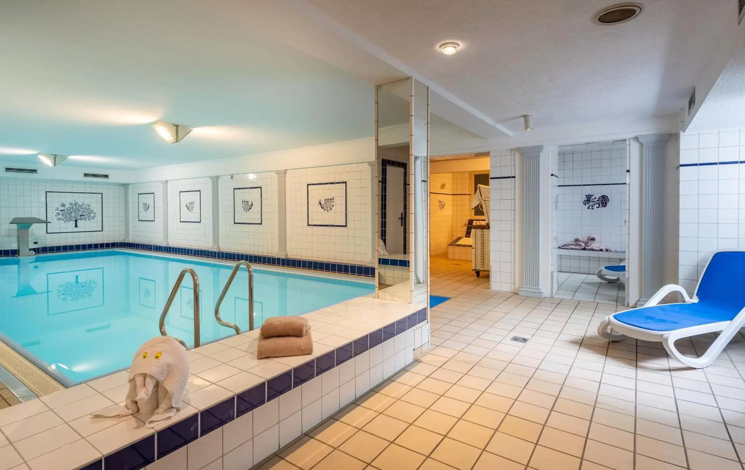 Swimming Pool in Best Western Waldhotel Eskeshof