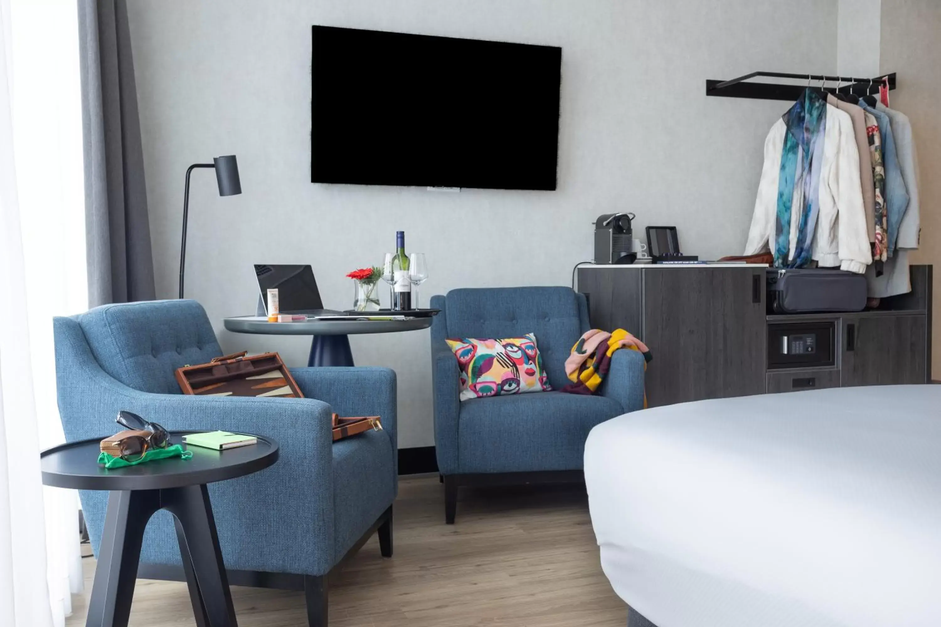 TV/Entertainment Center in ibis Styles Den Haag Scheveningen