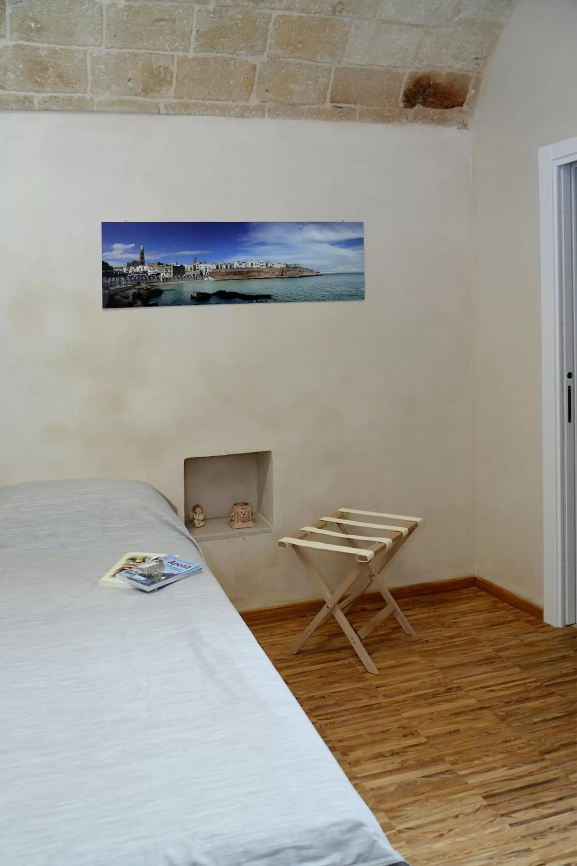 Bed, TV/Entertainment Center in Casa Felice