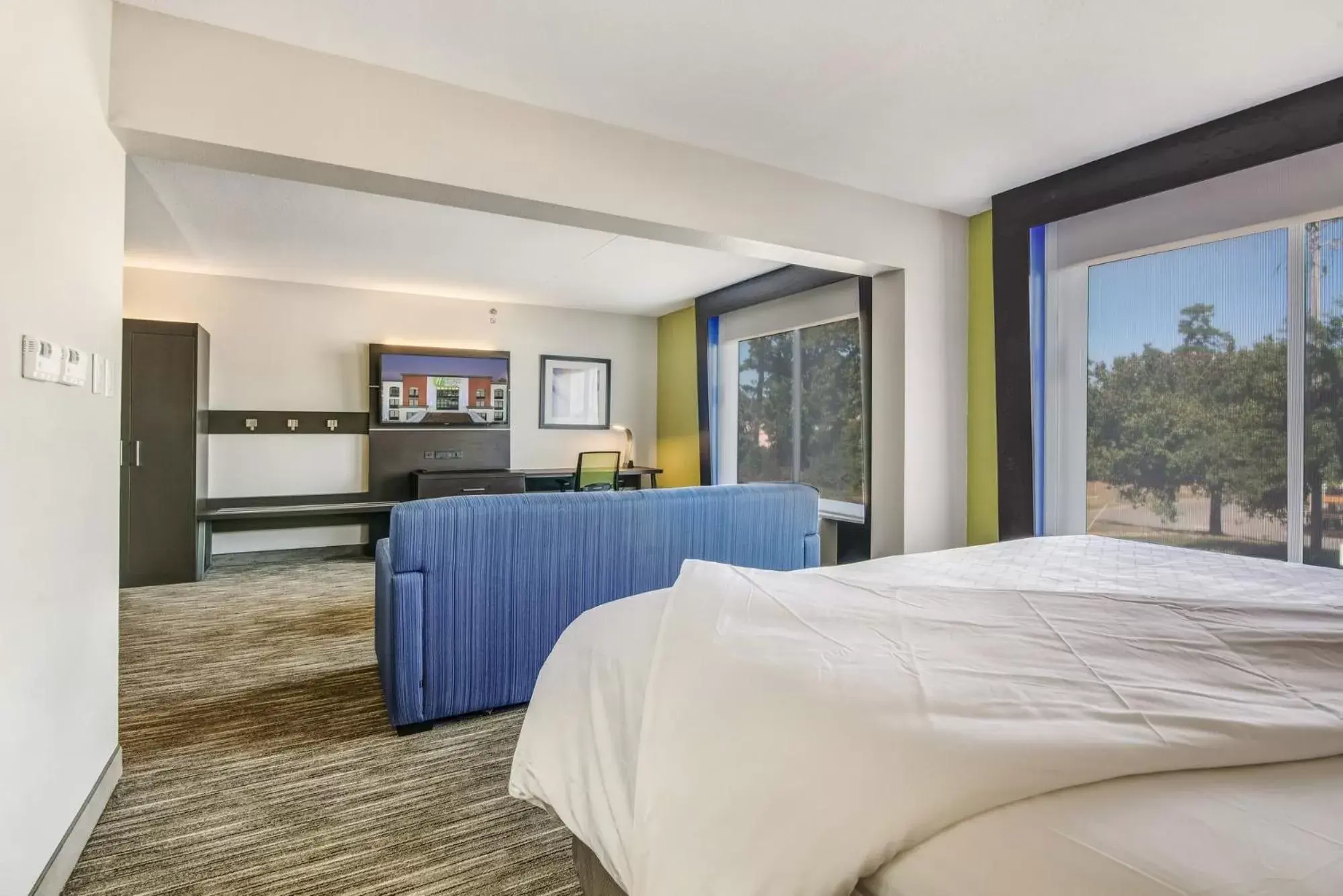 Holiday Inn Express & Suites Longview North, an IHG Hotel
