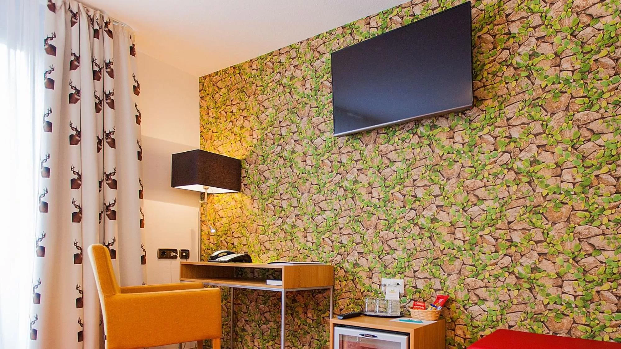 TV and multimedia in Hirsch Hotel