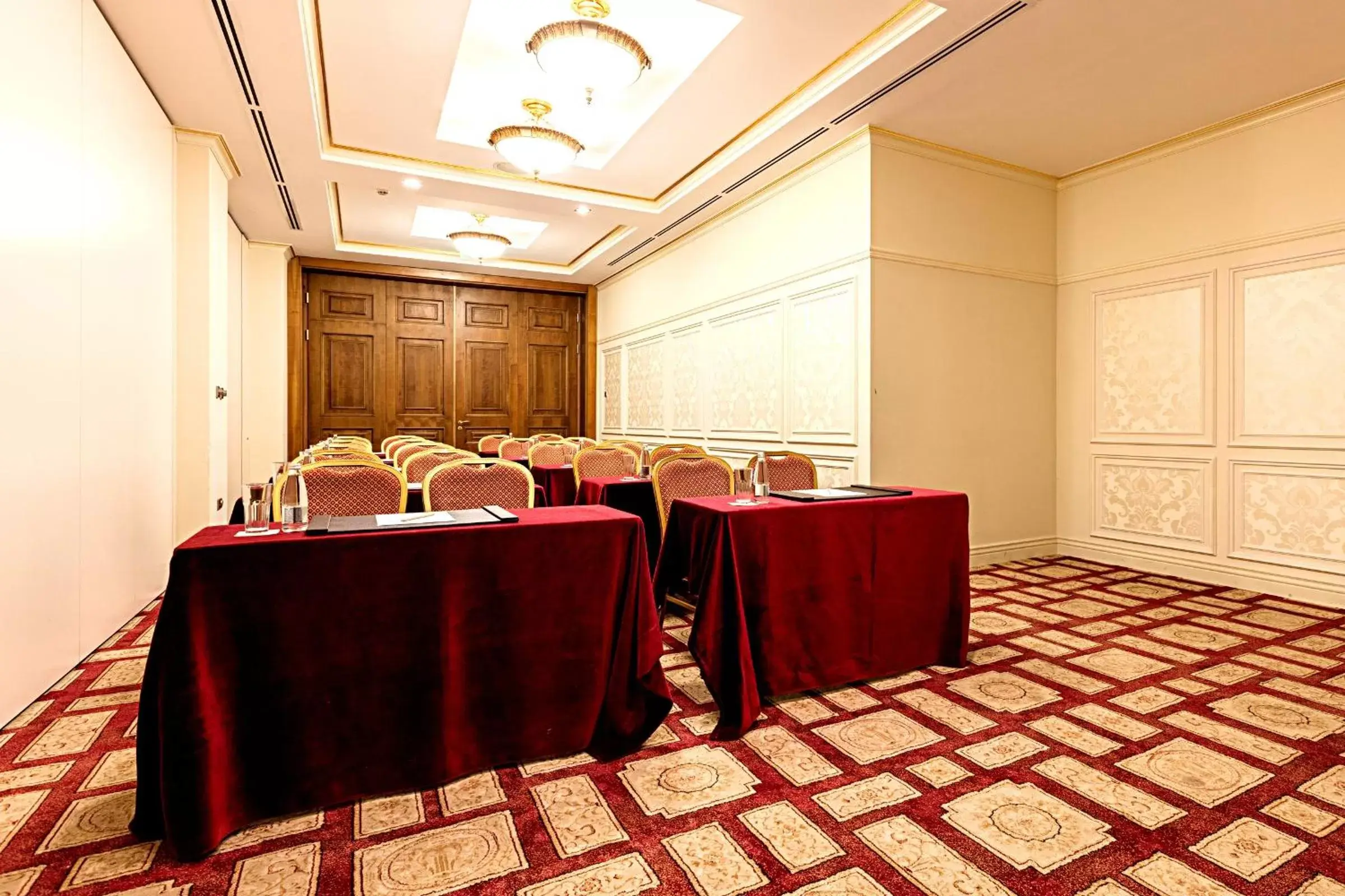 Meeting/conference room, Banquet Facilities in Primoretz Grand Hotel & Spa