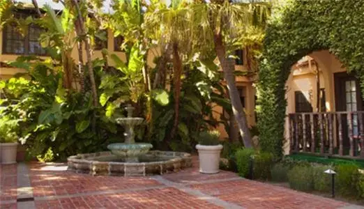 Garden in Historic Santa Maria Inn