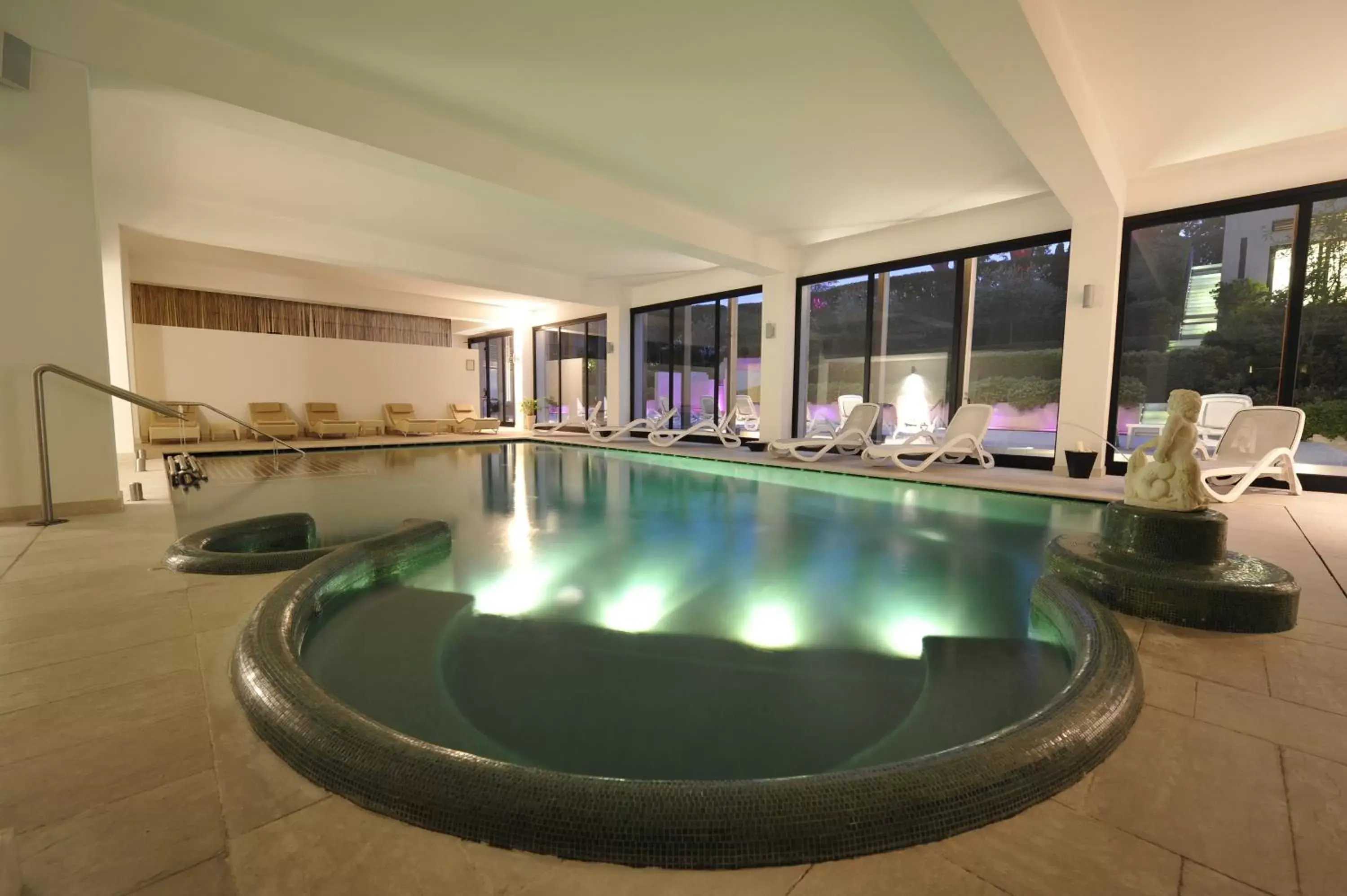 Spa and wellness centre/facilities, Swimming Pool in Hotel Acquaviva Del Garda