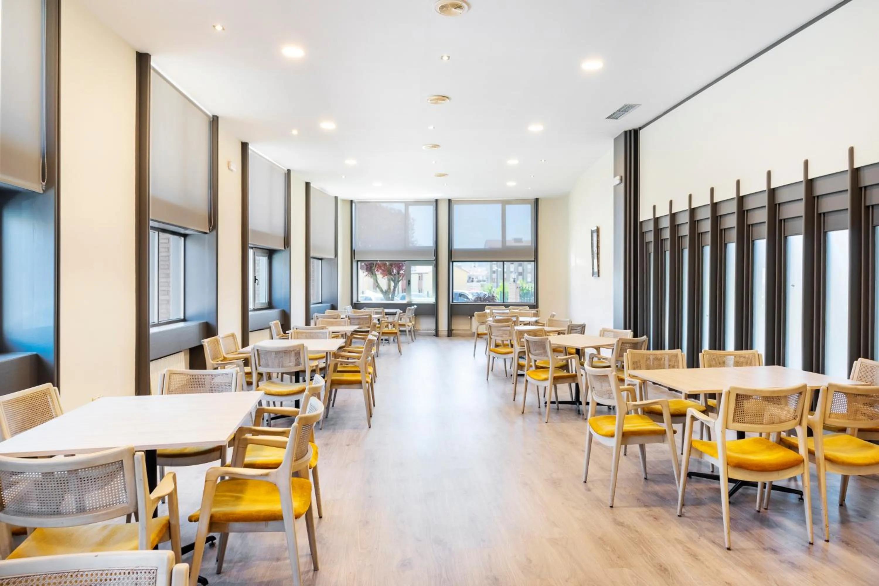 Restaurant/places to eat in Hotel Vejo