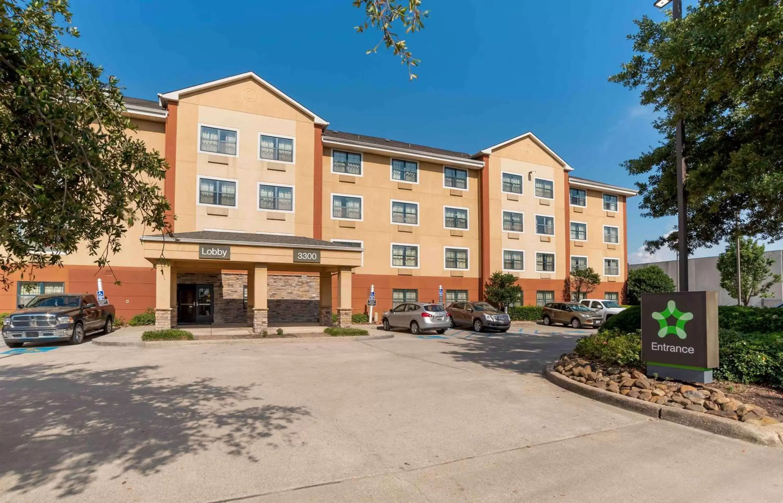 Property Building in Extended Stay America Suites - New Orleans - Metairie