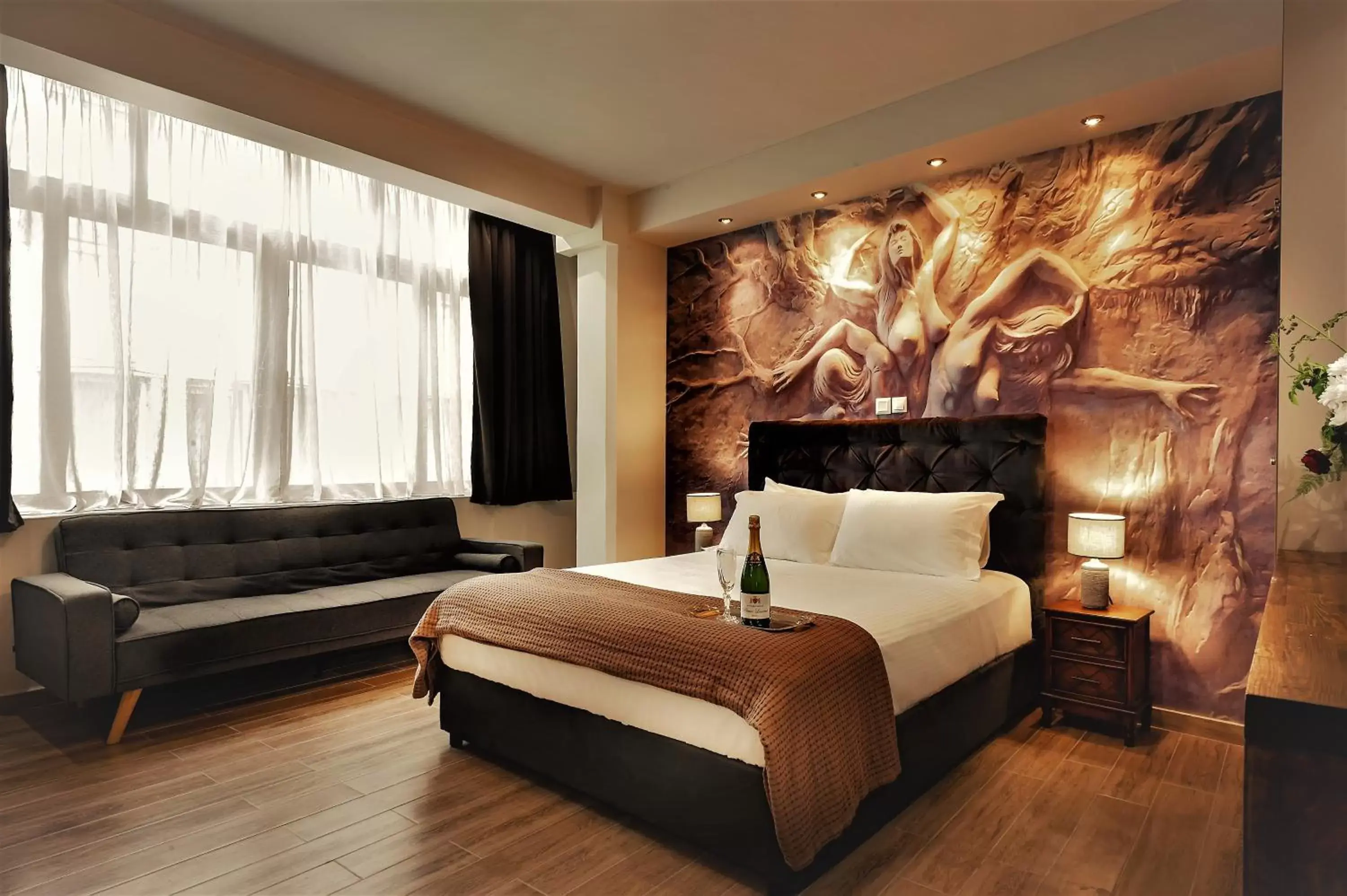 Photo of the whole room in Pallada Athens boutique rooms & apartments
