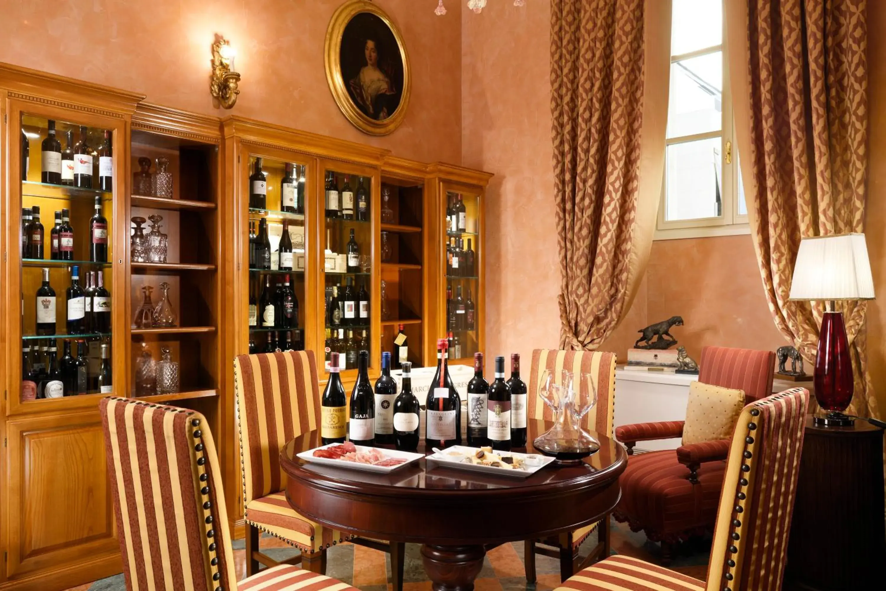 Alcoholic drinks, Restaurant/Places to Eat in Castello Dal Pozzo Hotel