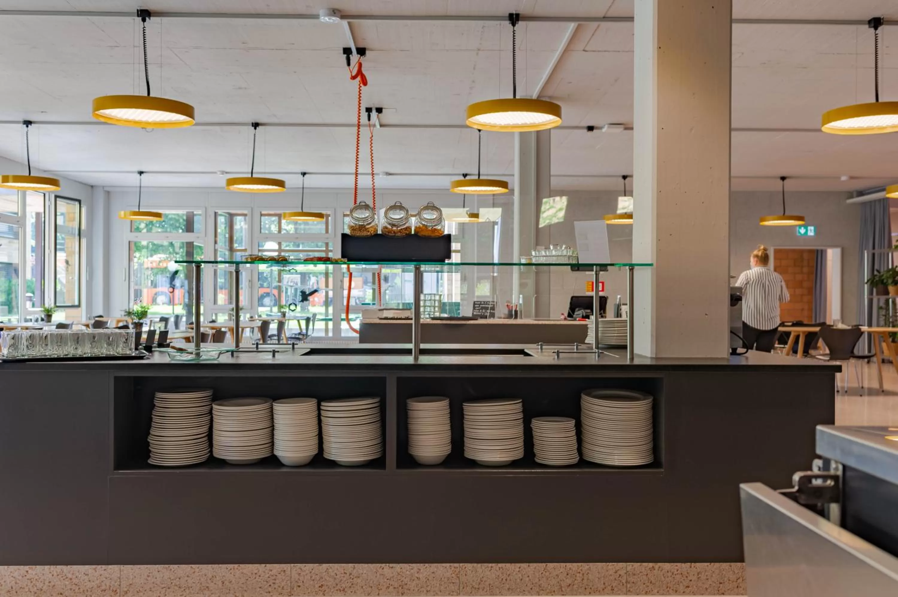 Restaurant/places to eat in The Lab Hotel & Apartments