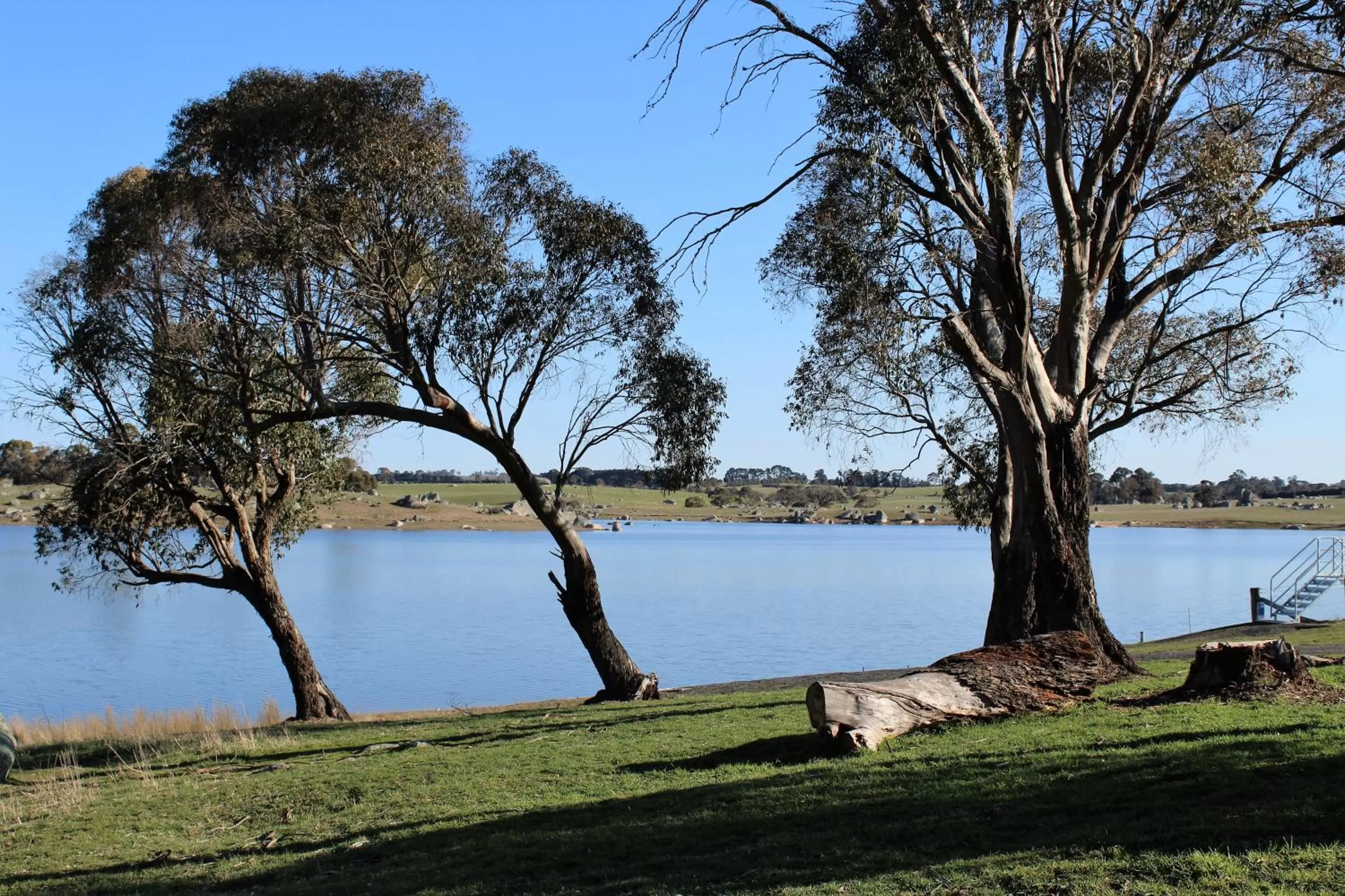 Nearby landmark in Highlands Motor Inn