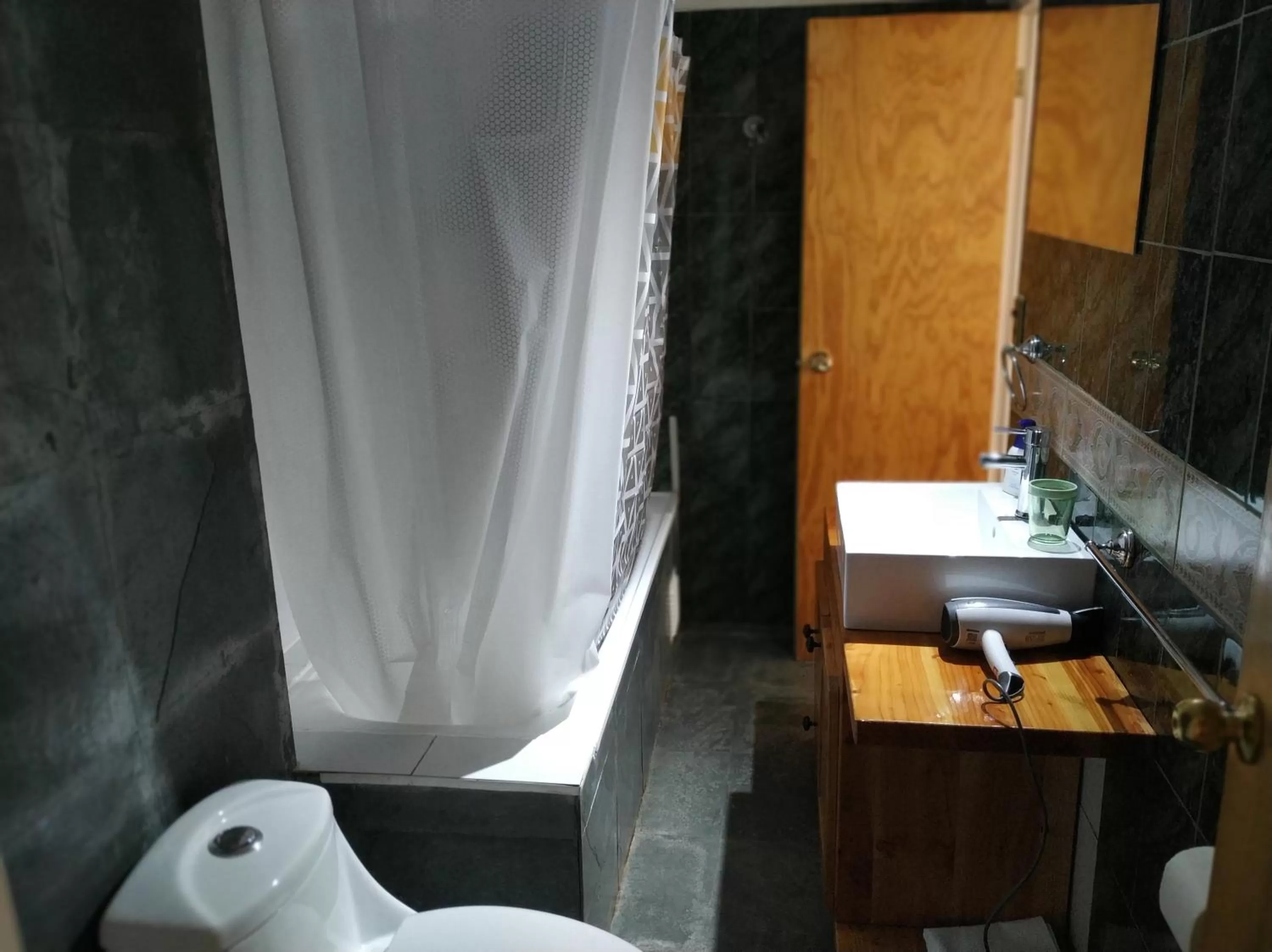 Shower in Omi Kika B&B