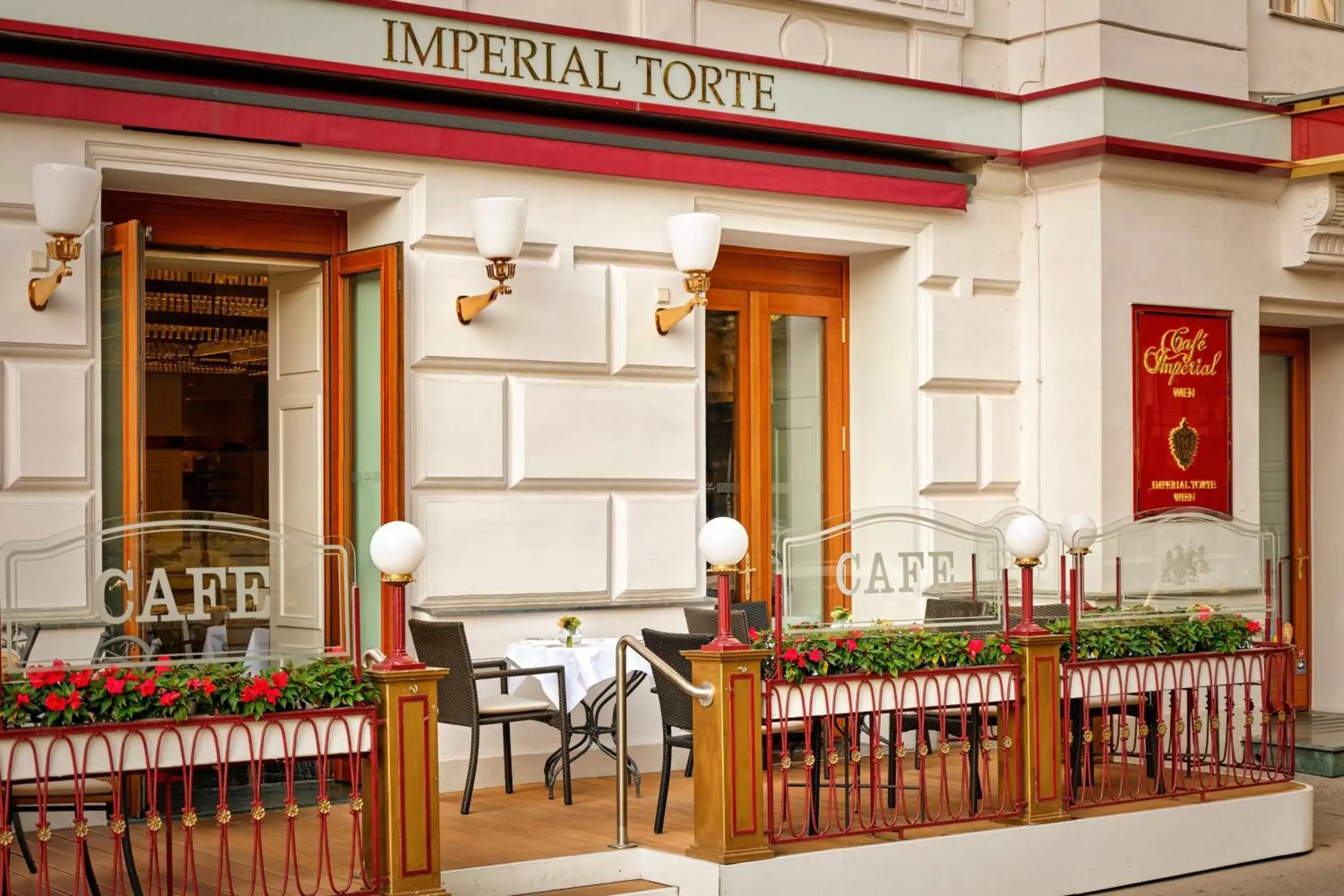 Restaurant/places to eat in Hotel Imperial, a Luxury Collection Hotel, Vienna