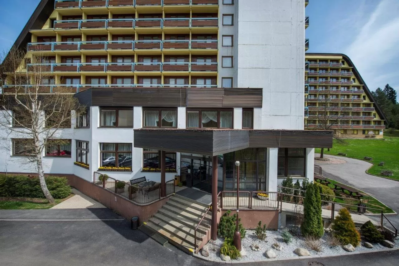 Hotel SOREA ĽUBOVŇA